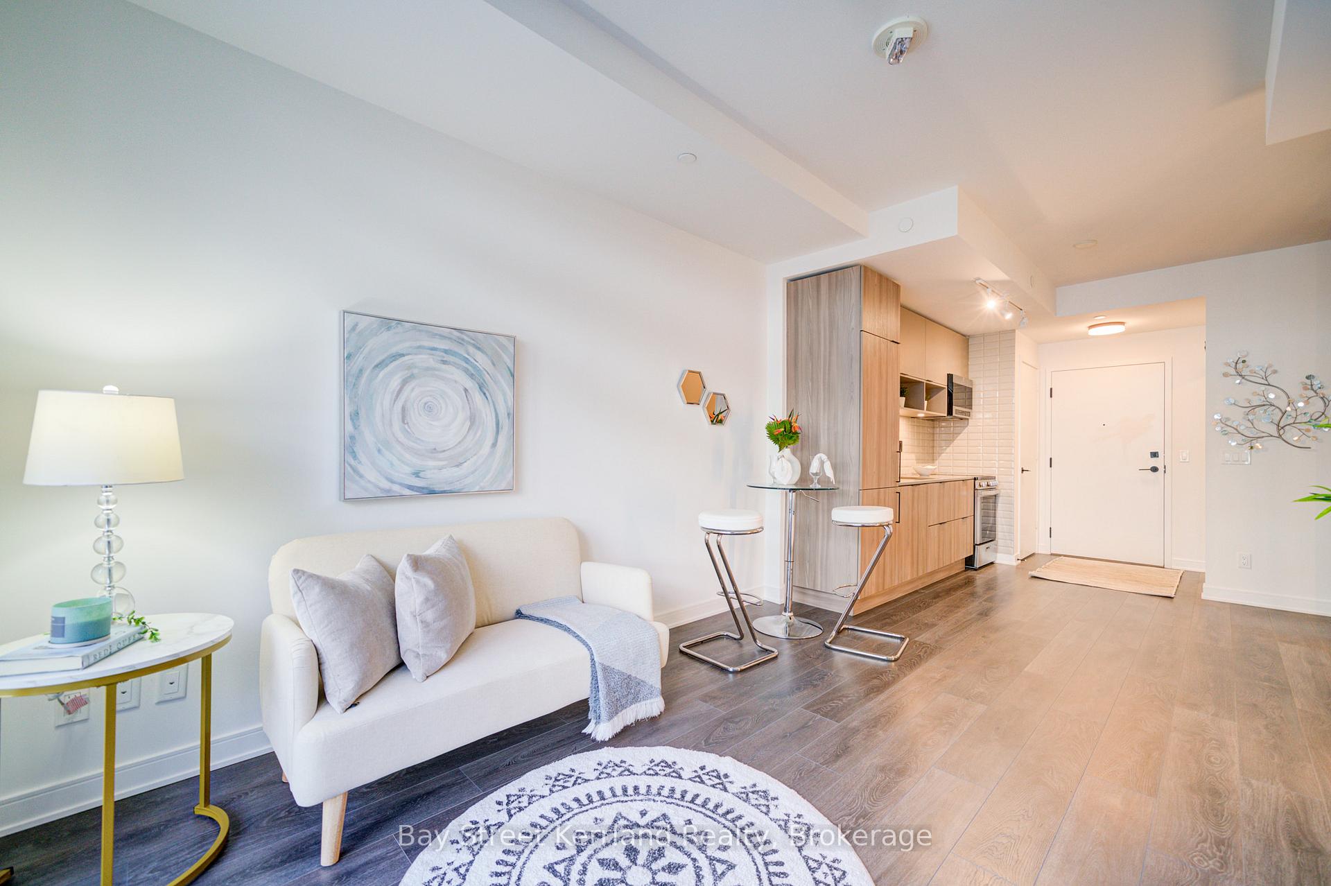 2 Bedrooms Condo at 35 Rolling Mills, Toronto For sale