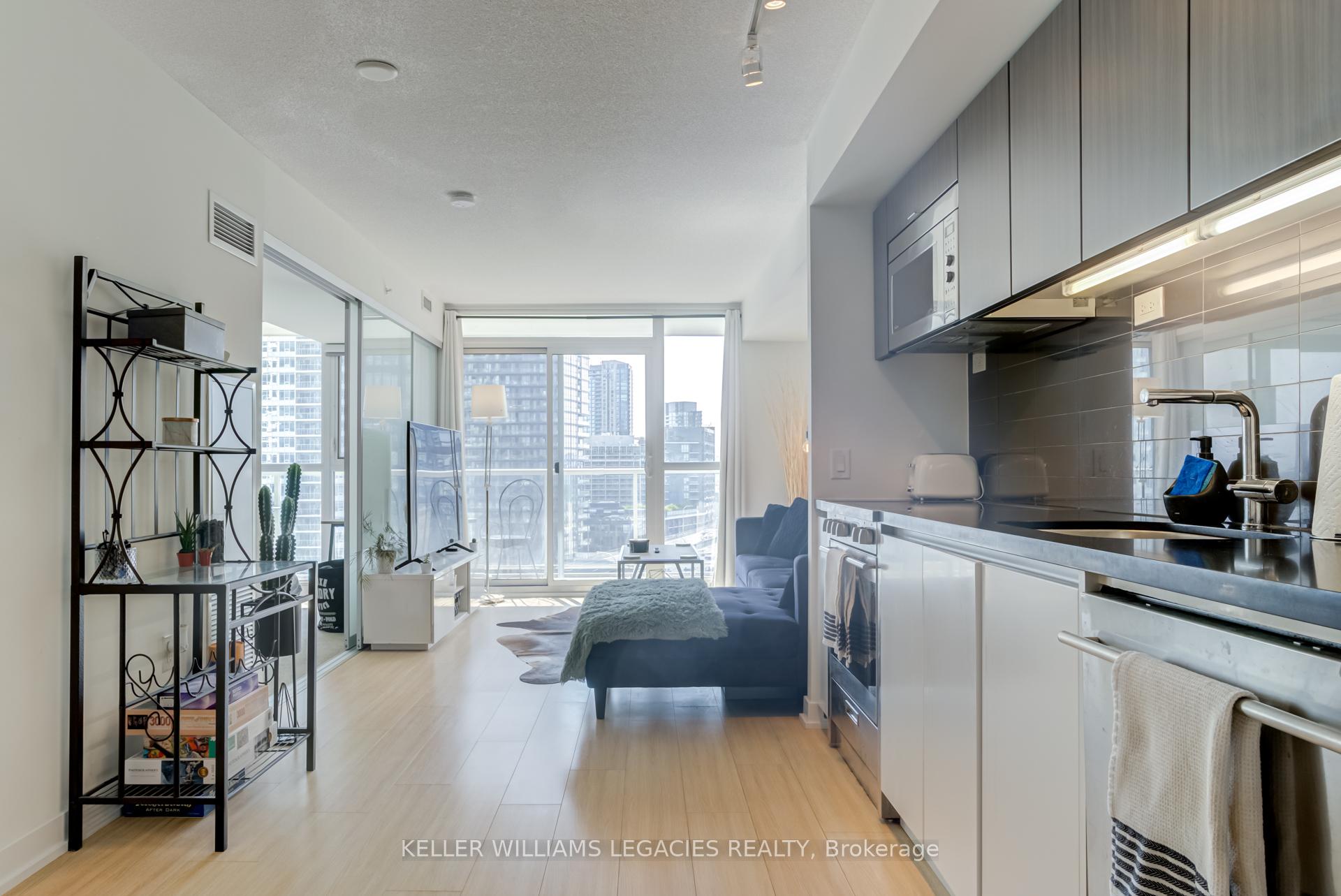 1 Bedroom Condo at 75 Queen’s Wharf,  Toronto For sale