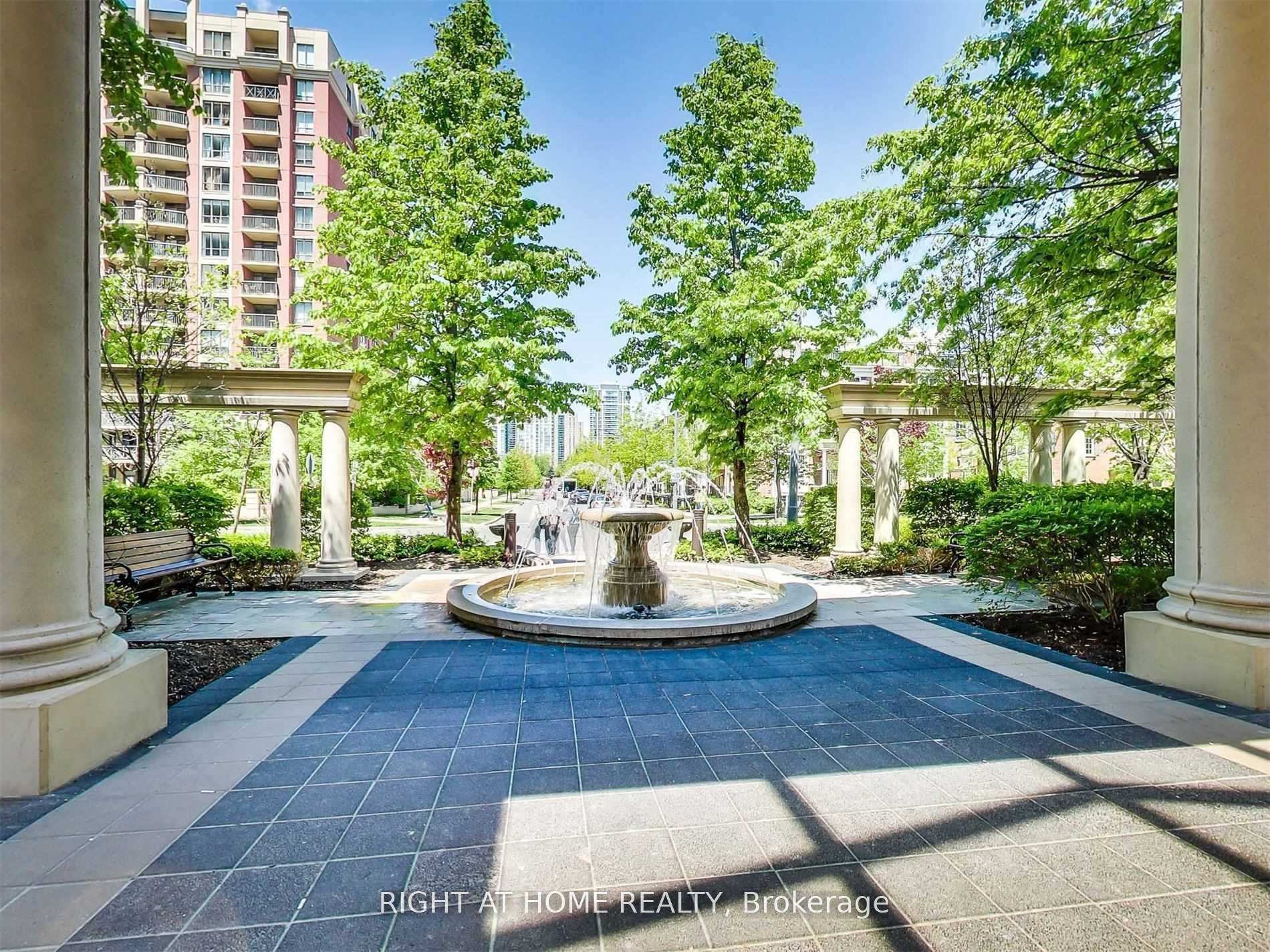 2 Bedrooms Condo at 80 Harrison Garden,  Toronto For sale