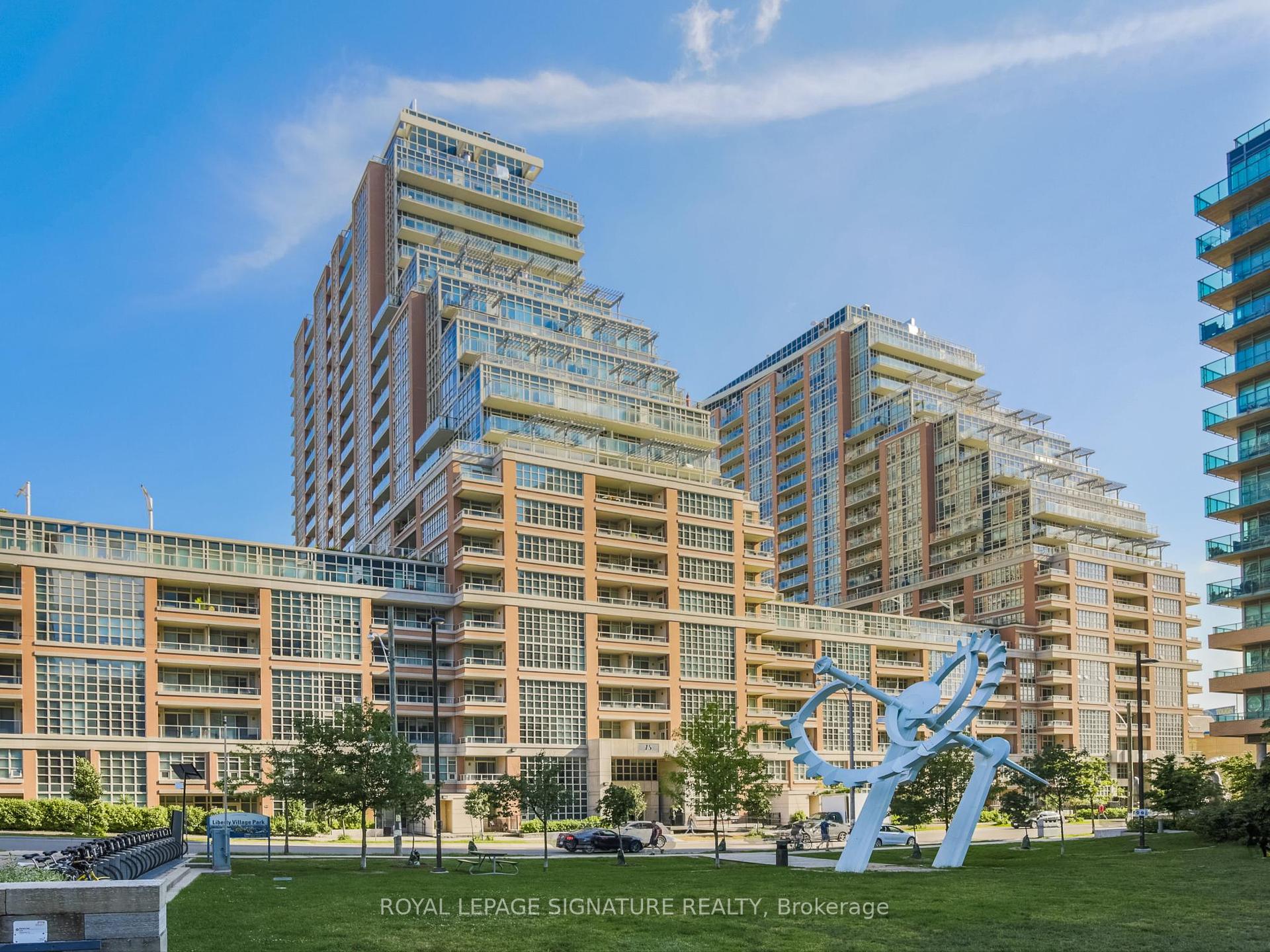 3 Bedrooms Condo at 75 East Liberty, Toronto For sale