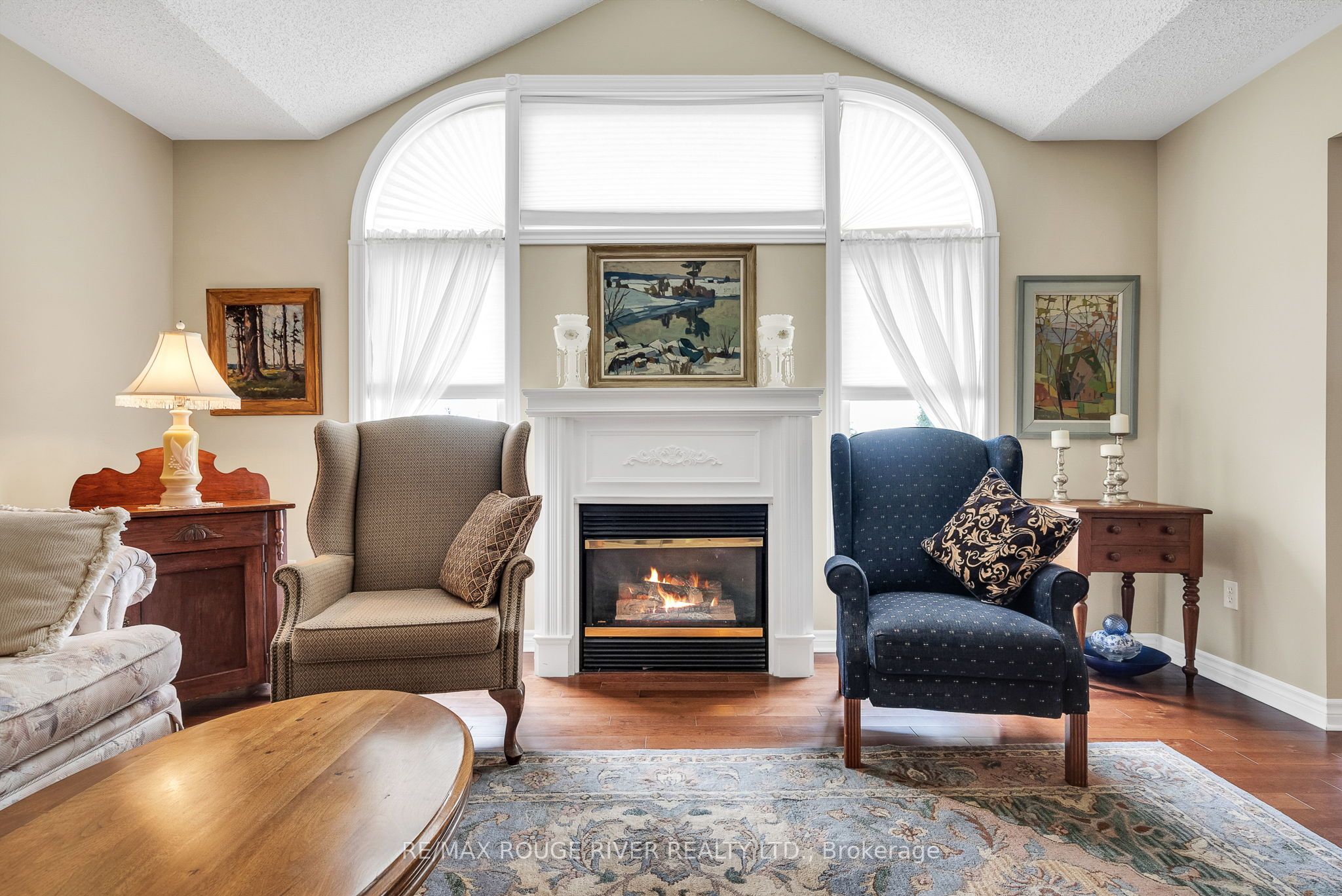 8 Sunrise Court