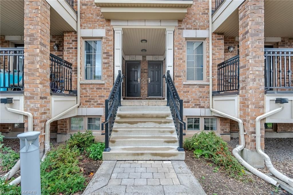 2441 GREENWICH Drive Unit# 122 Oakville Ontario L6M 0S3
