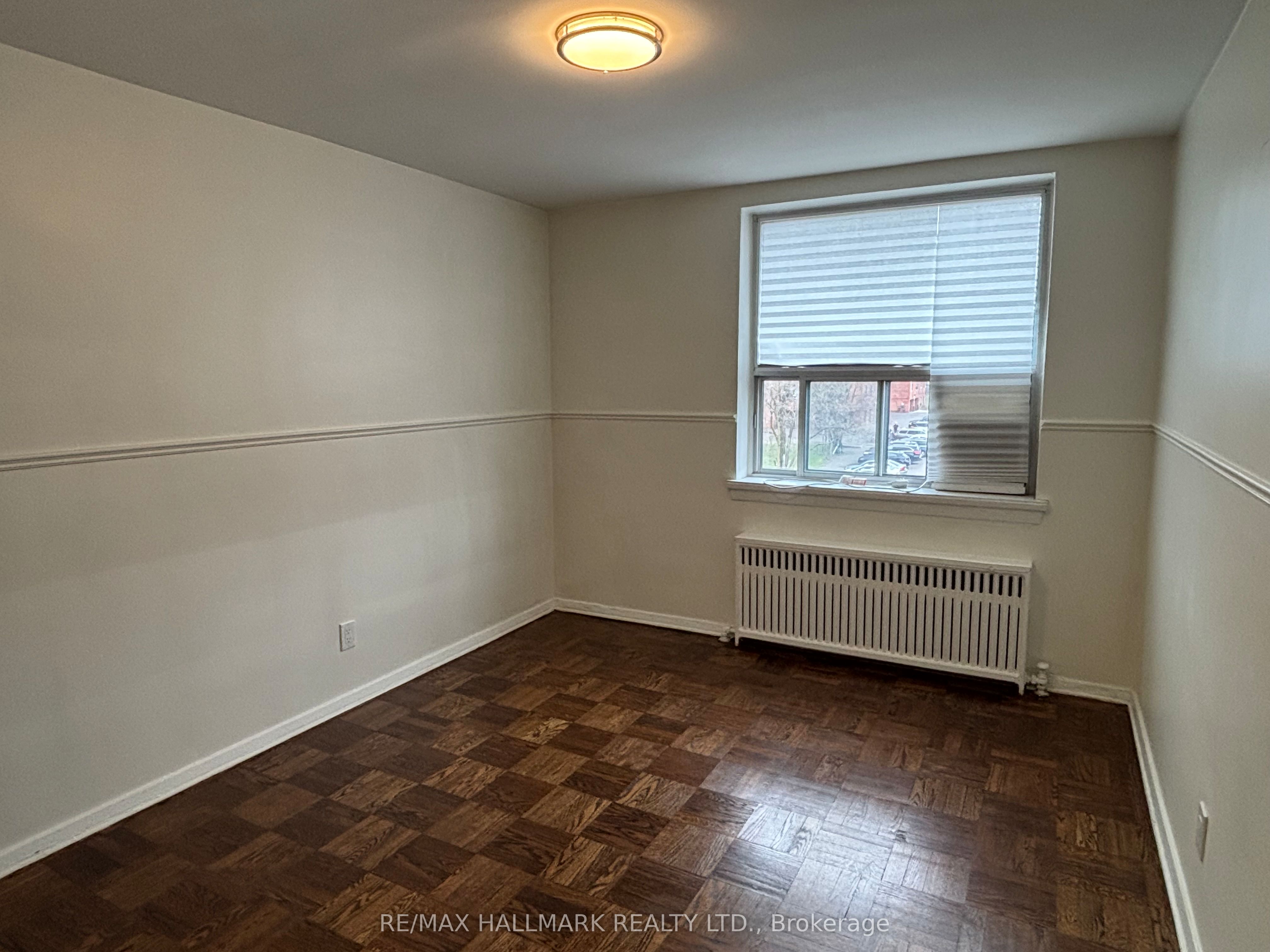 2 Kinsdale Boulevard, #302