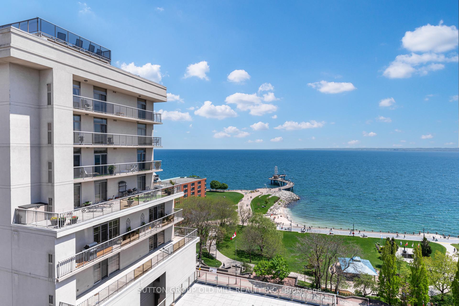 1 Bedroom Condo at 415 Locust, Burlington For sale