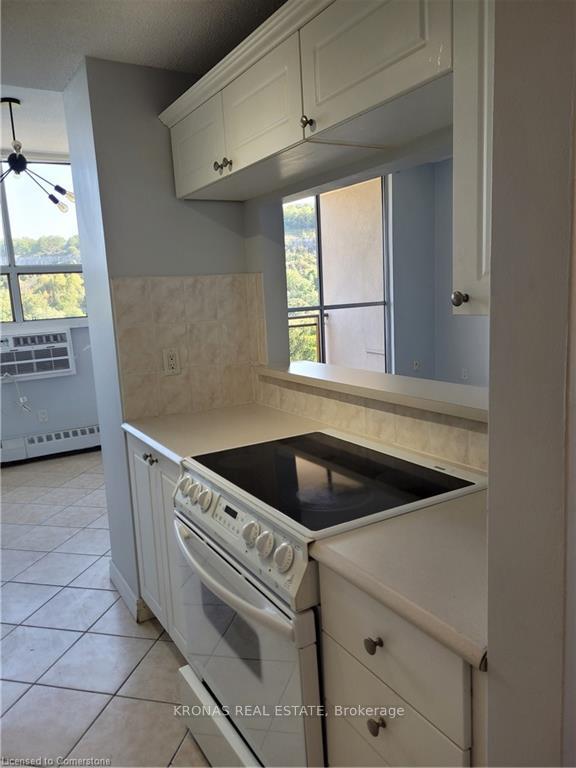 1 Bedroom Condo at 1950 Main,  Hamilton For sale