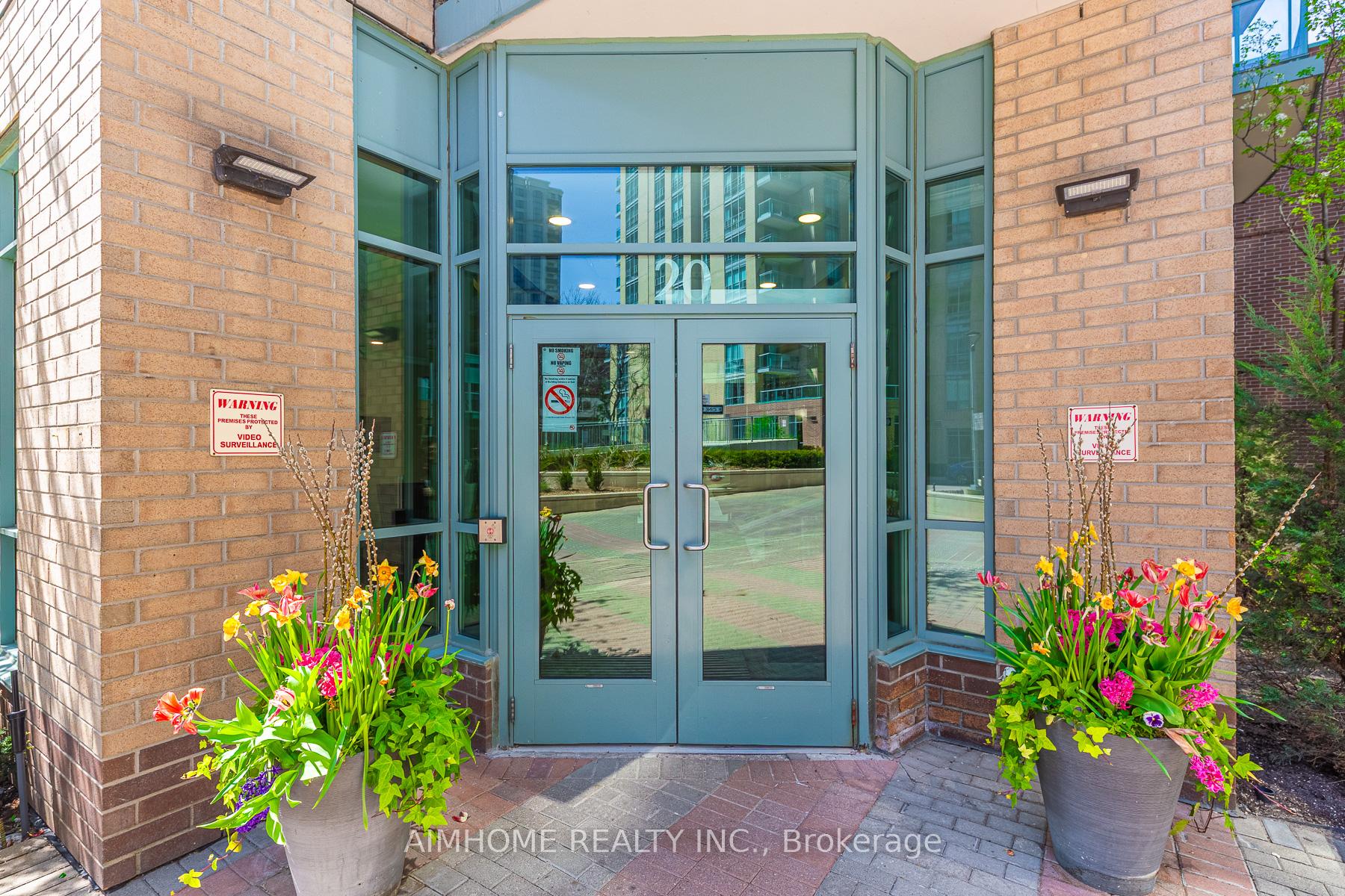2 Bedrooms Condo at 20 Olive, Toronto For sale