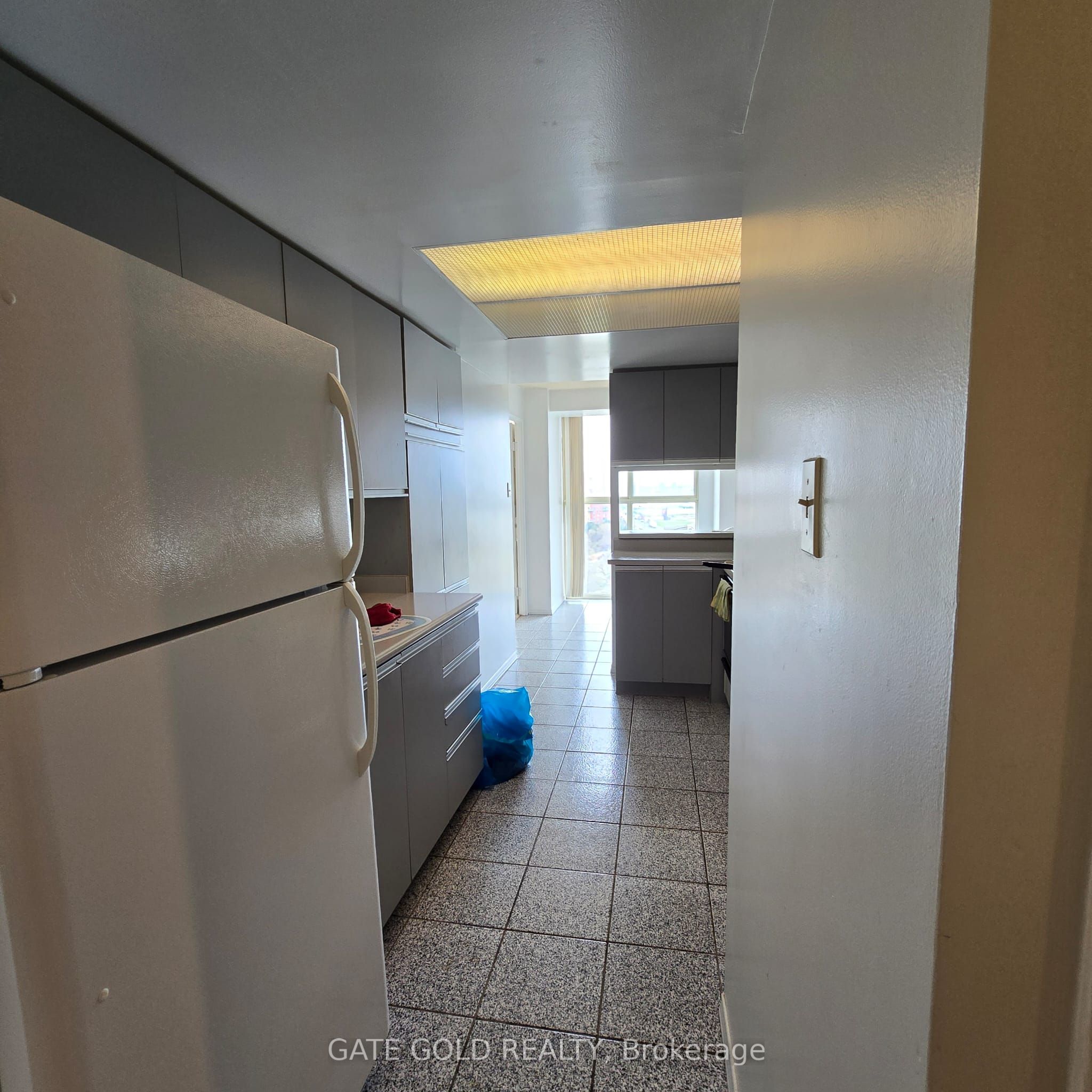 600 Rexdale Boulevard, #LPH2