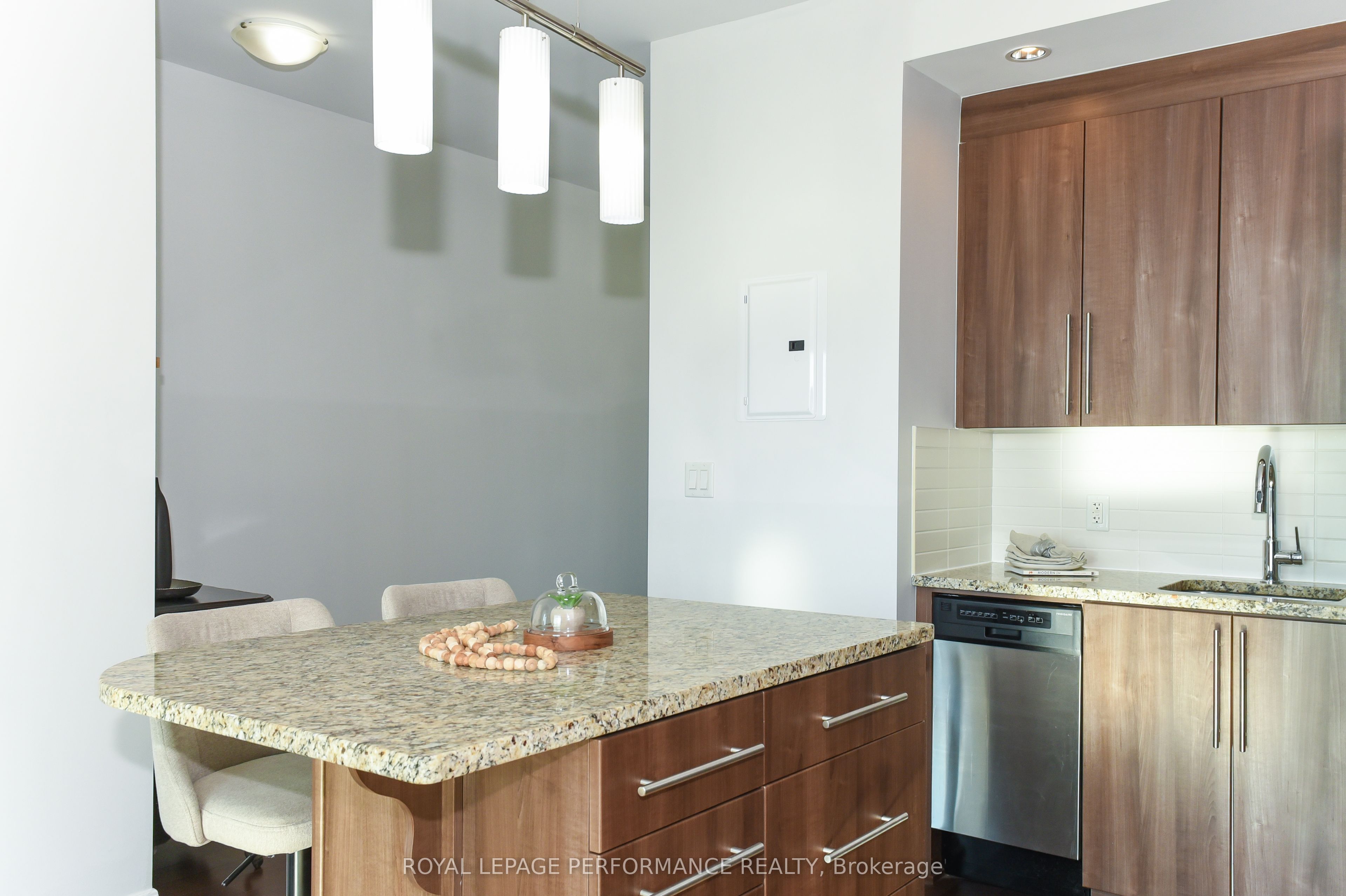 238 BESSERER Street, #1104