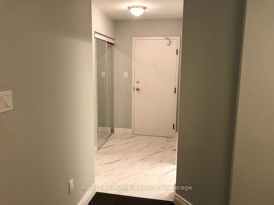 #607 - 236 Albion Road, Toronto, ON M9W 6A6