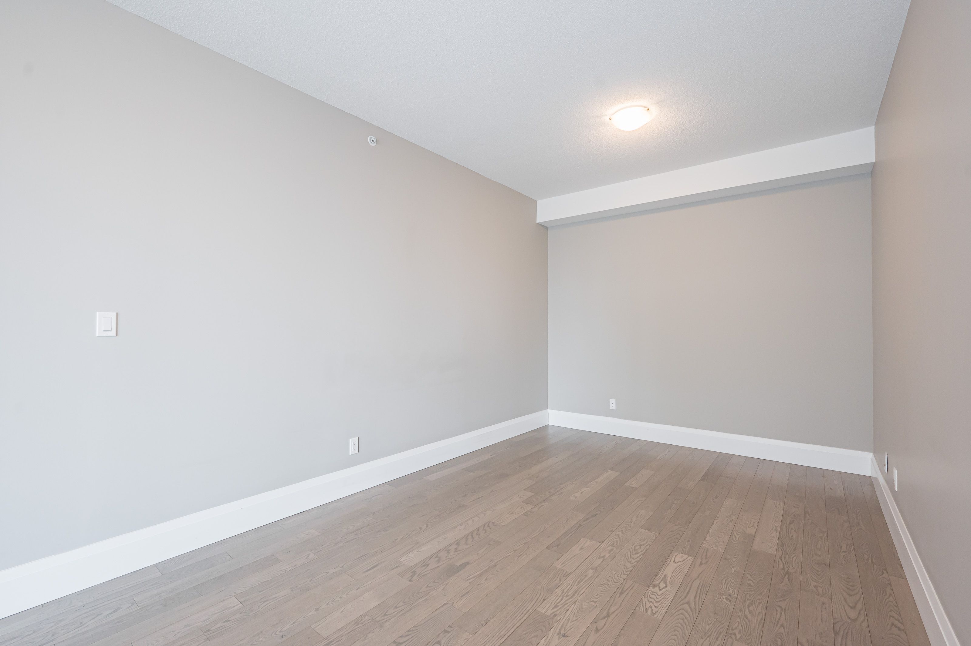 63 Arthur Street S 801