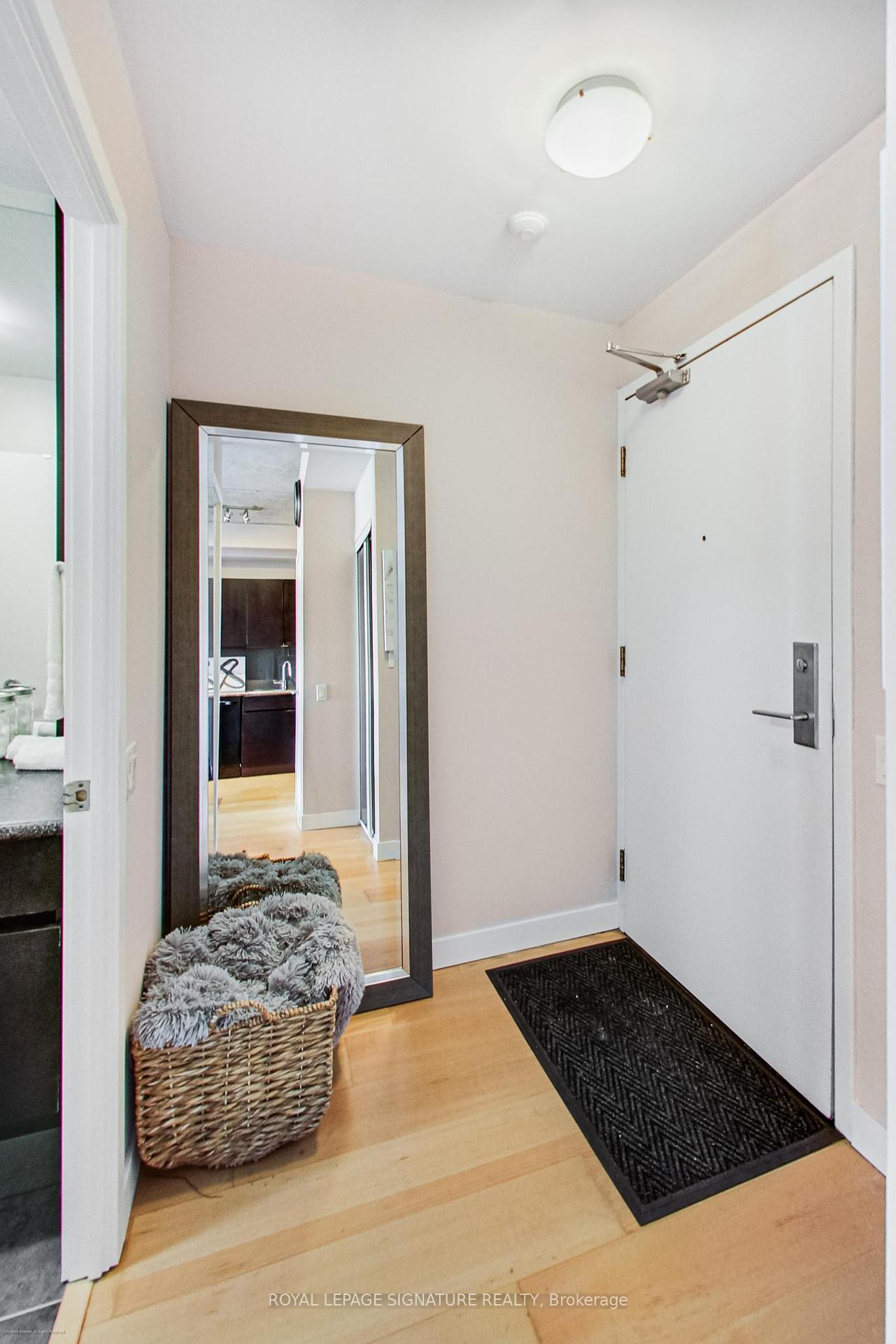 1 Bedroom Condo at 38 Niagara, Toronto For sale