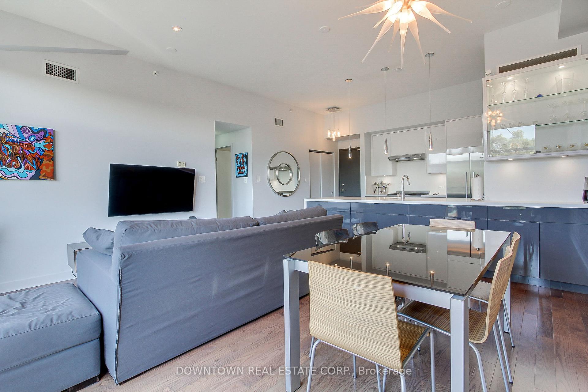 2 Bedrooms Condo at 53 Colgate, Toronto For sale