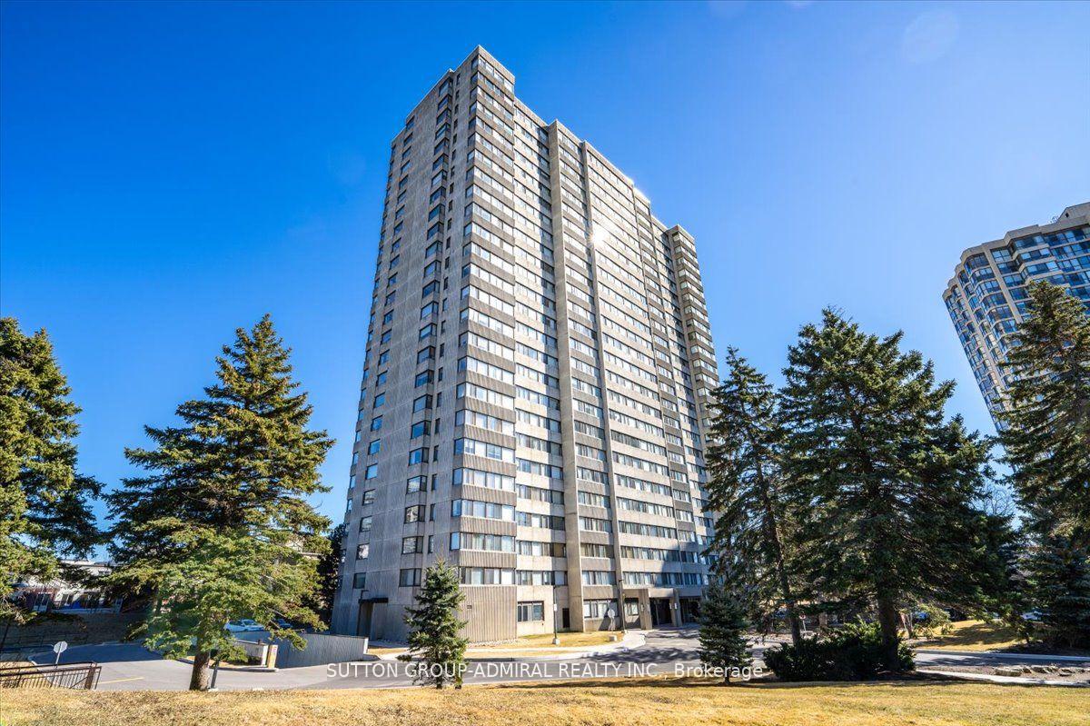 3 Bedrooms Condo at 133 Torresdale, Toronto For sale