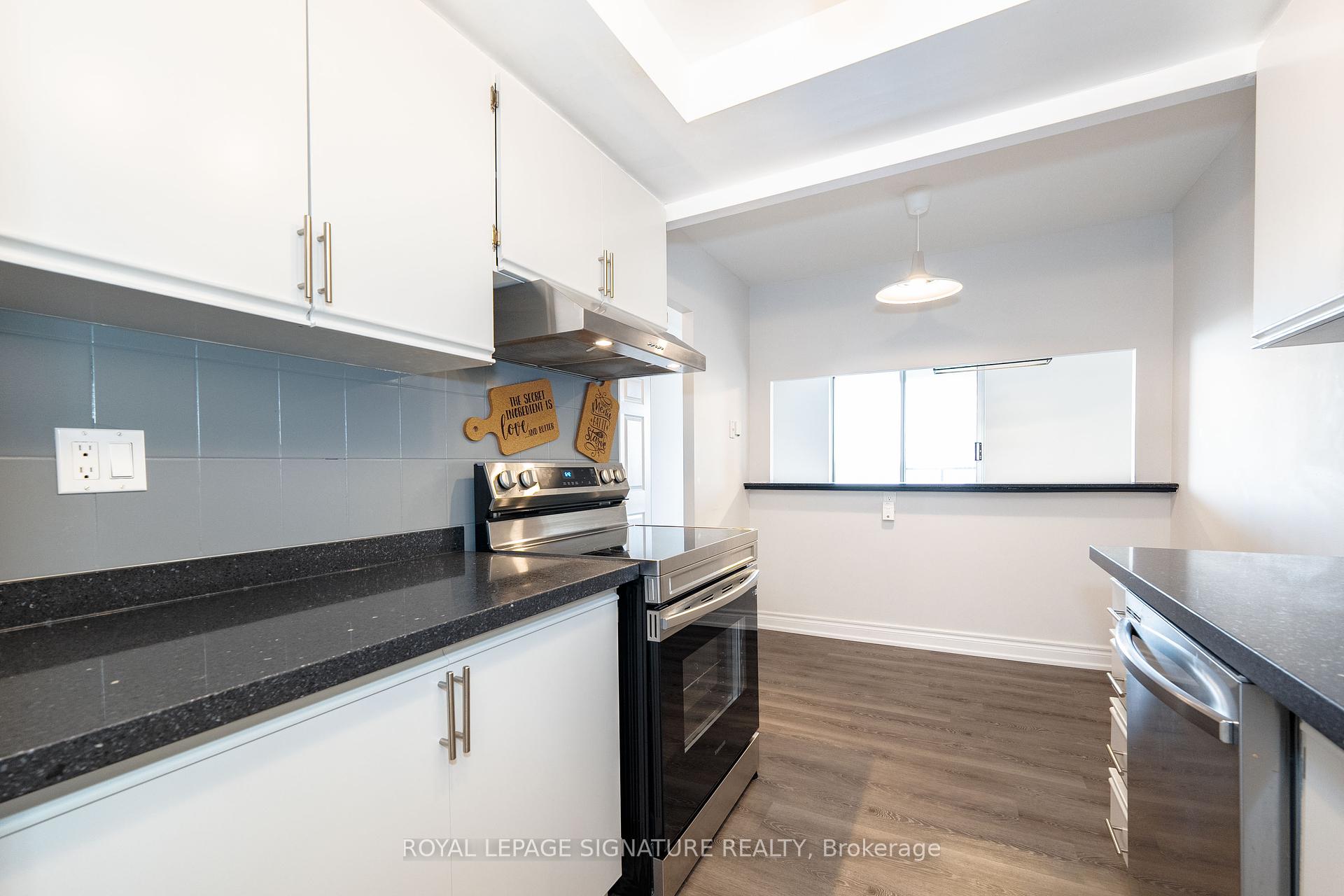 3 Bedrooms Condo at 3151 Bridletowne, Toronto For sale
