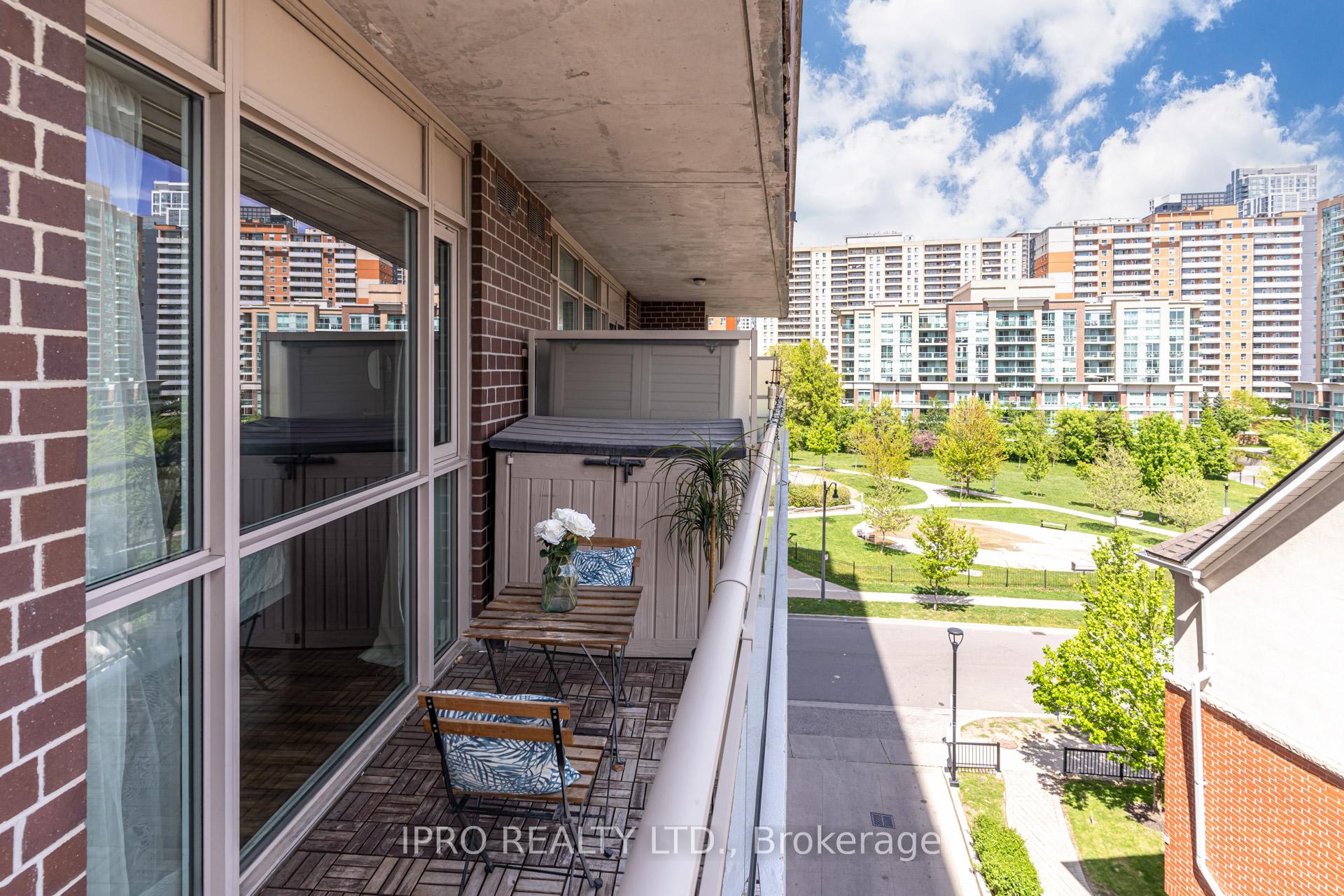 2 Bedrooms Condo at 5101 Dundas, Toronto For sale