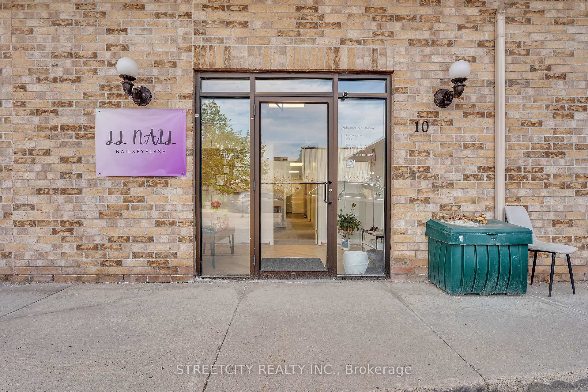 Listing image