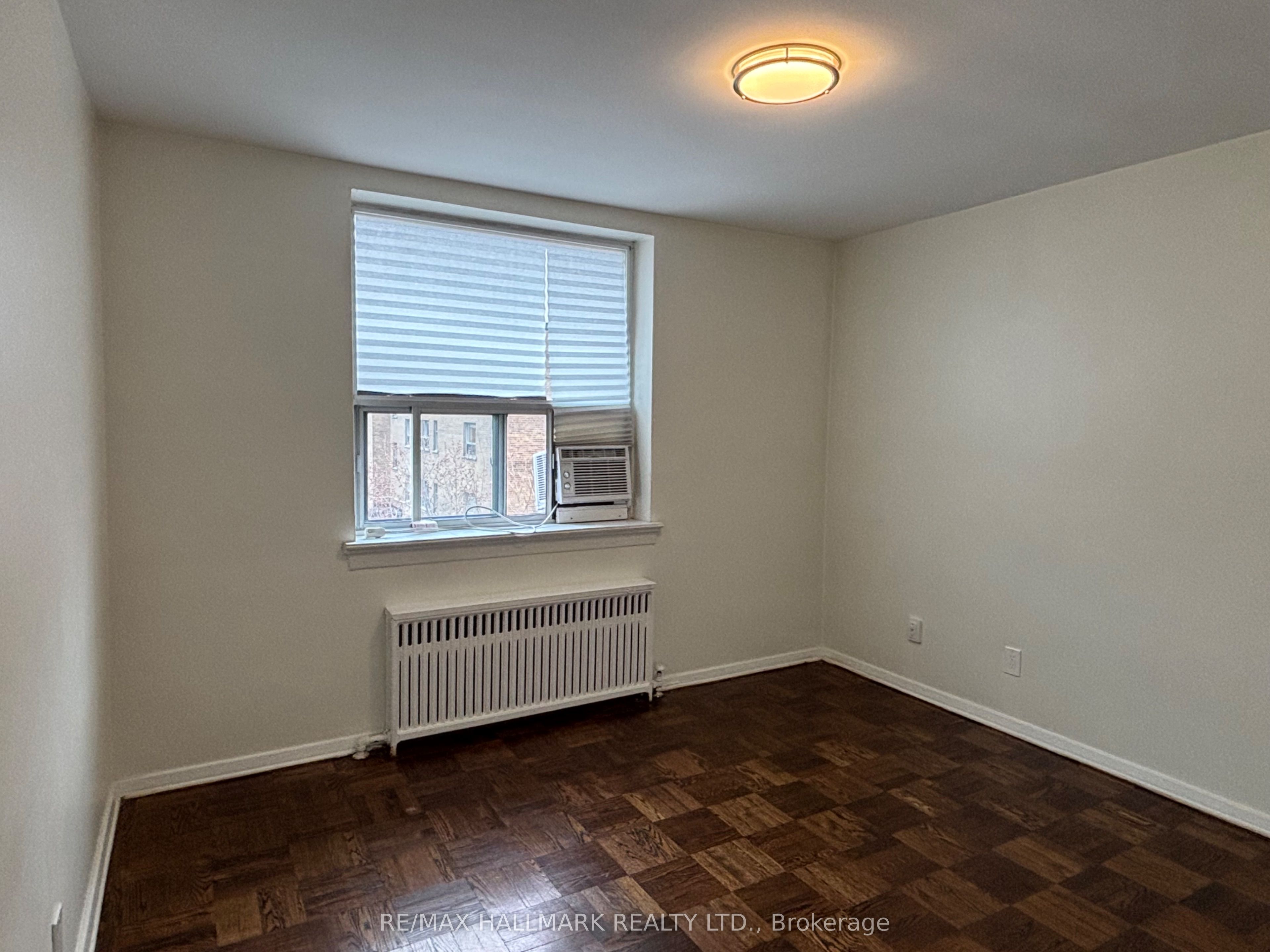 2 Kinsdale Boulevard, #302