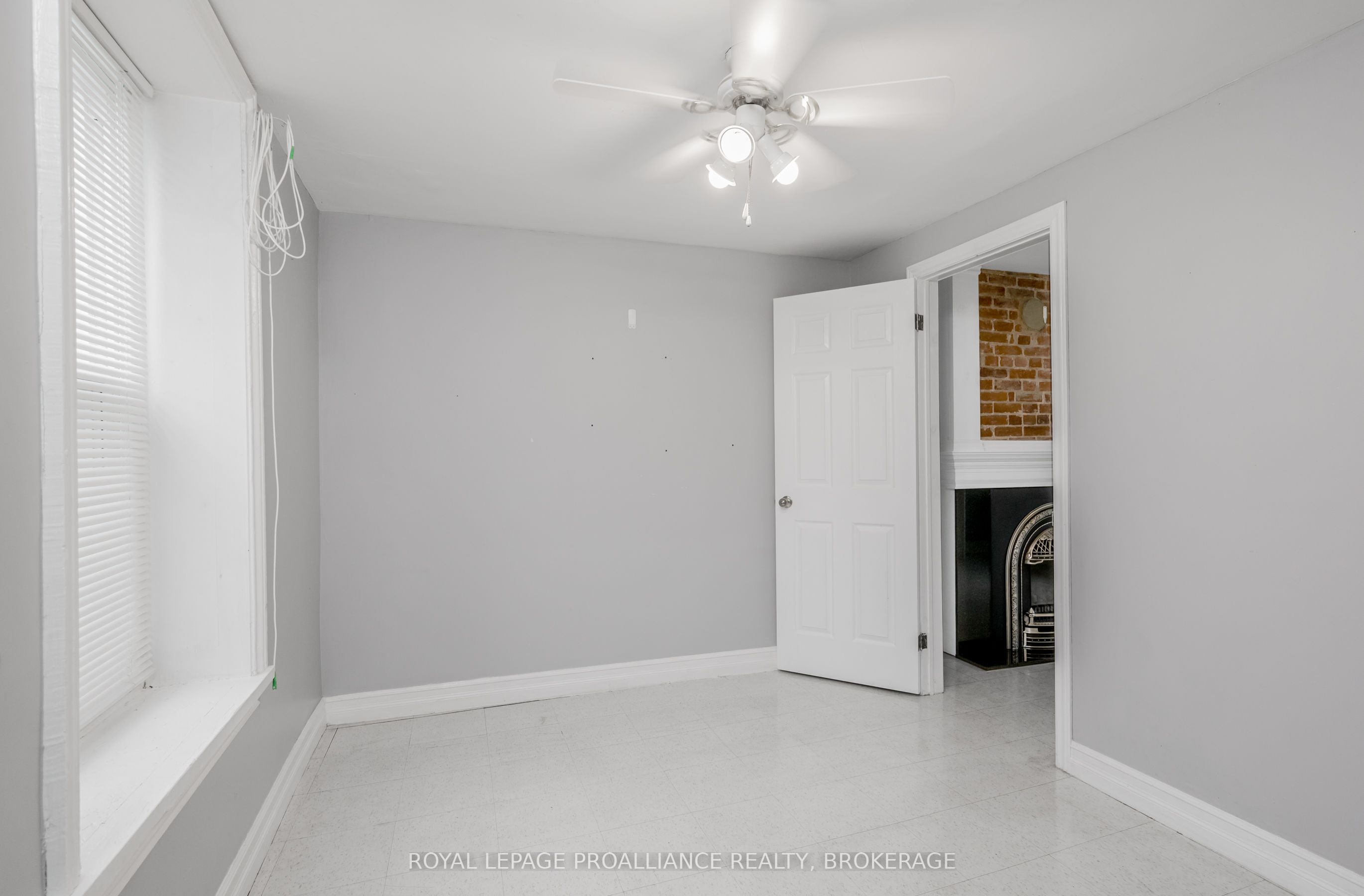 390 Division Street, Kingston, ON K7K 4A7