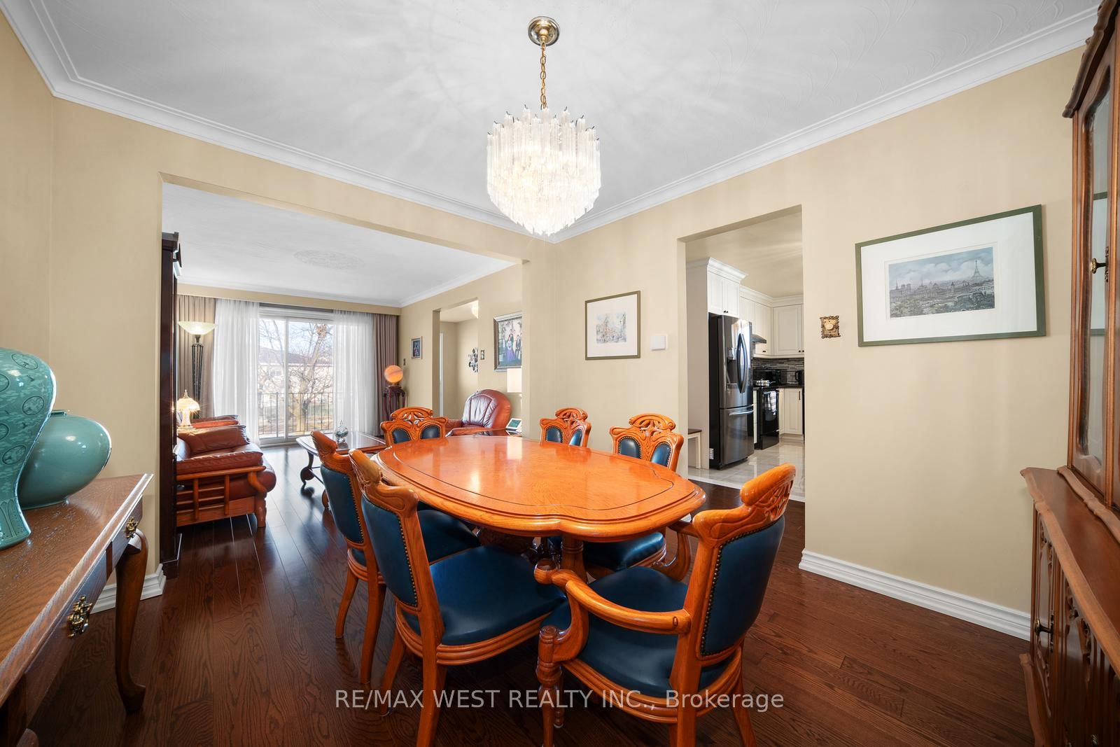 7 Harris Crescent