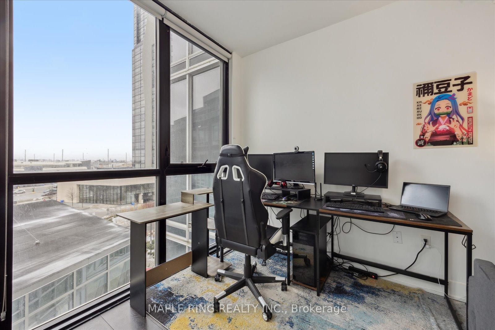 2 Bedrooms Condo at 2916 Highway 7, Vaughan For sale