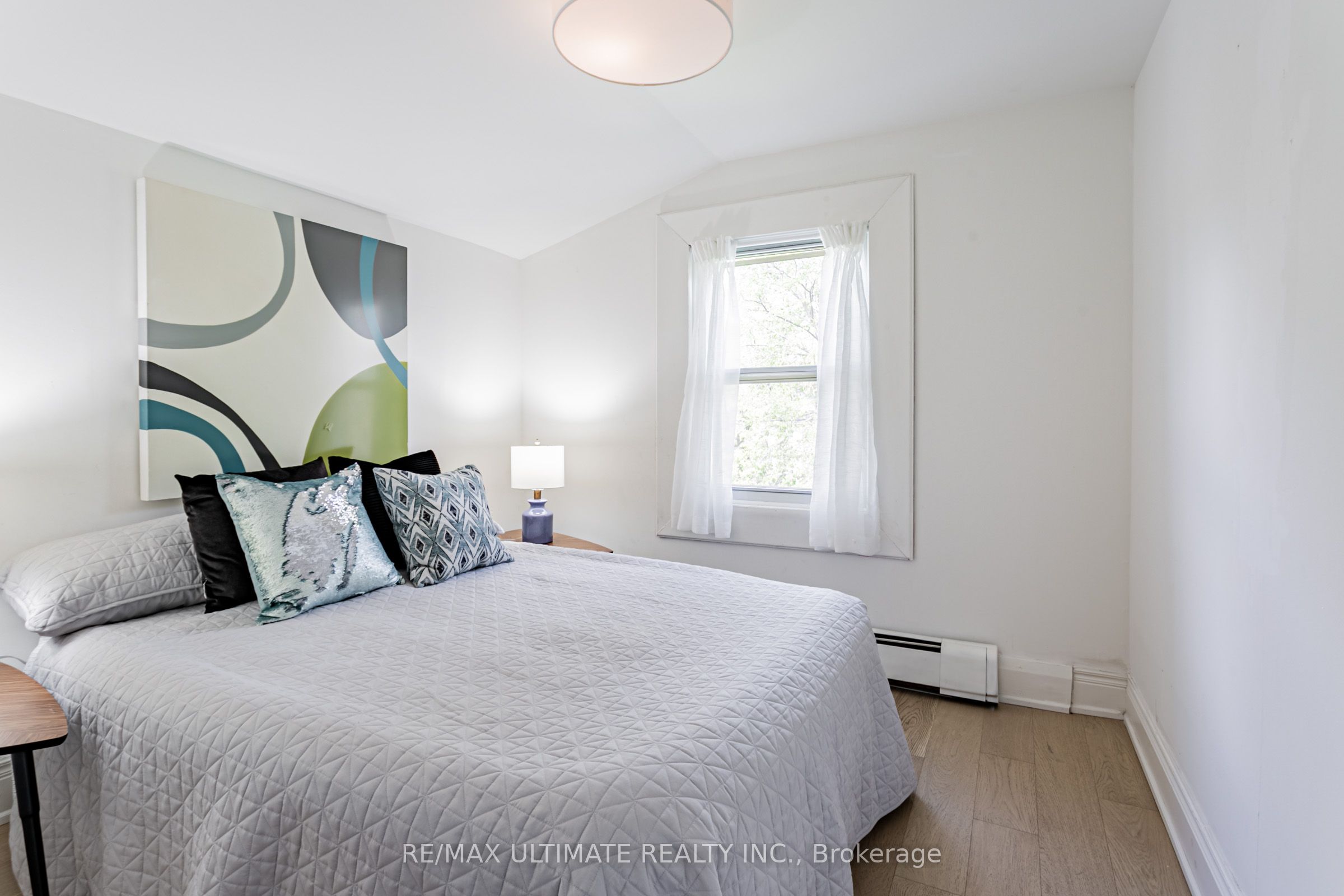 275 Kenilworth Avenue