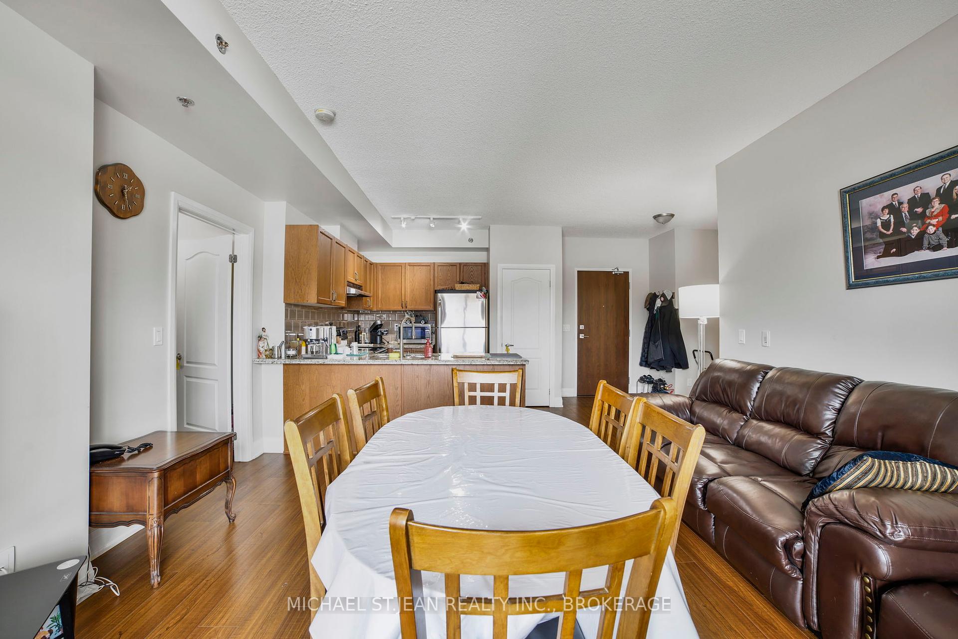 2 Bedrooms Condo at 319 Highway 8,  Hamilton For sale
