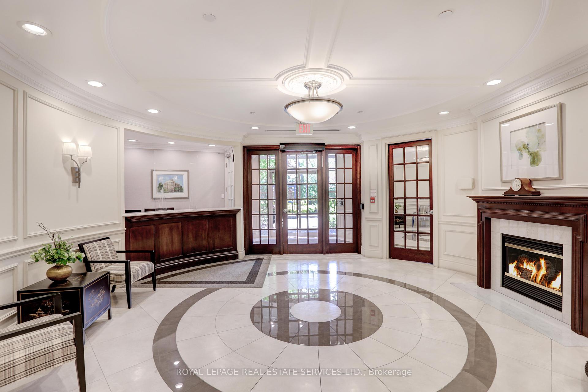 3 Bedrooms Condo at 3085 Bloor, Toronto For sale