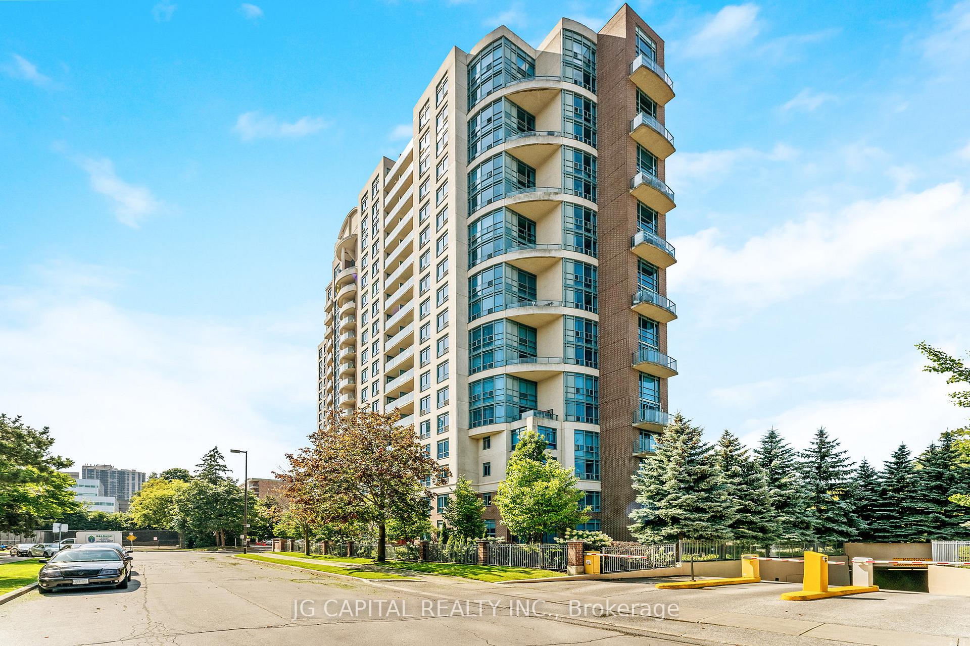 2 Bedrooms Condo at 233 Beecroft,  Toronto For sale