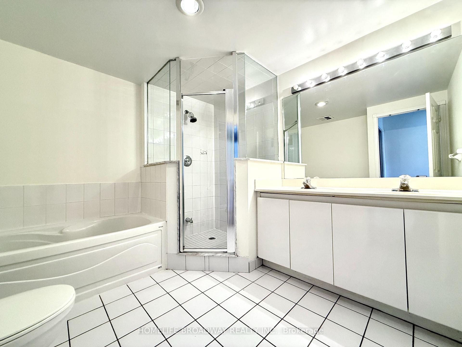 4 Bedrooms Condo at 188 Bonis, Toronto For sale