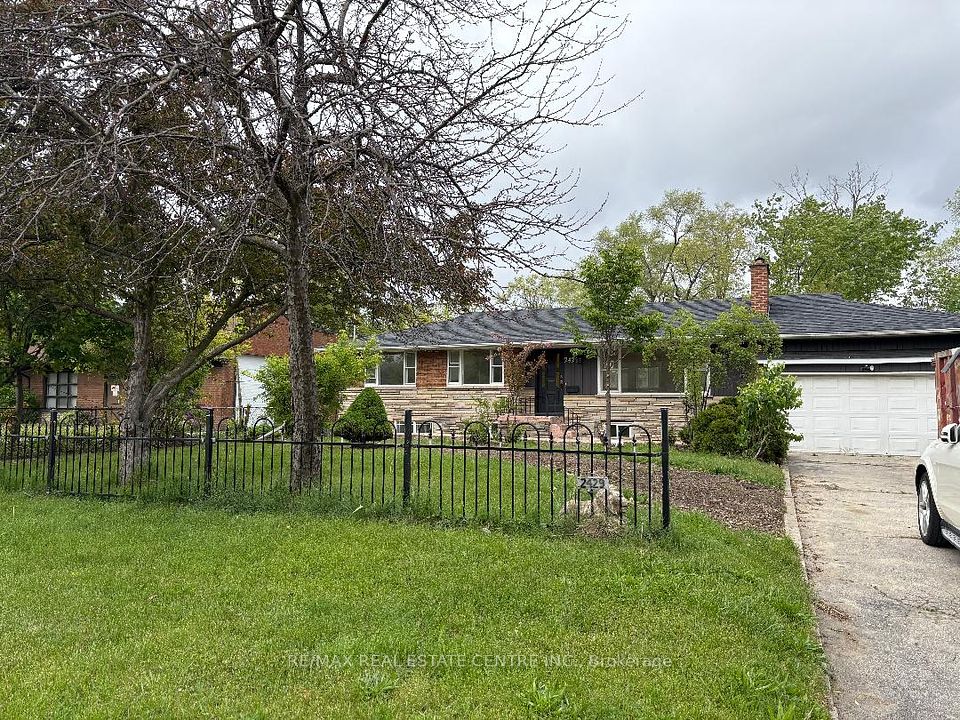 2429 Hensall