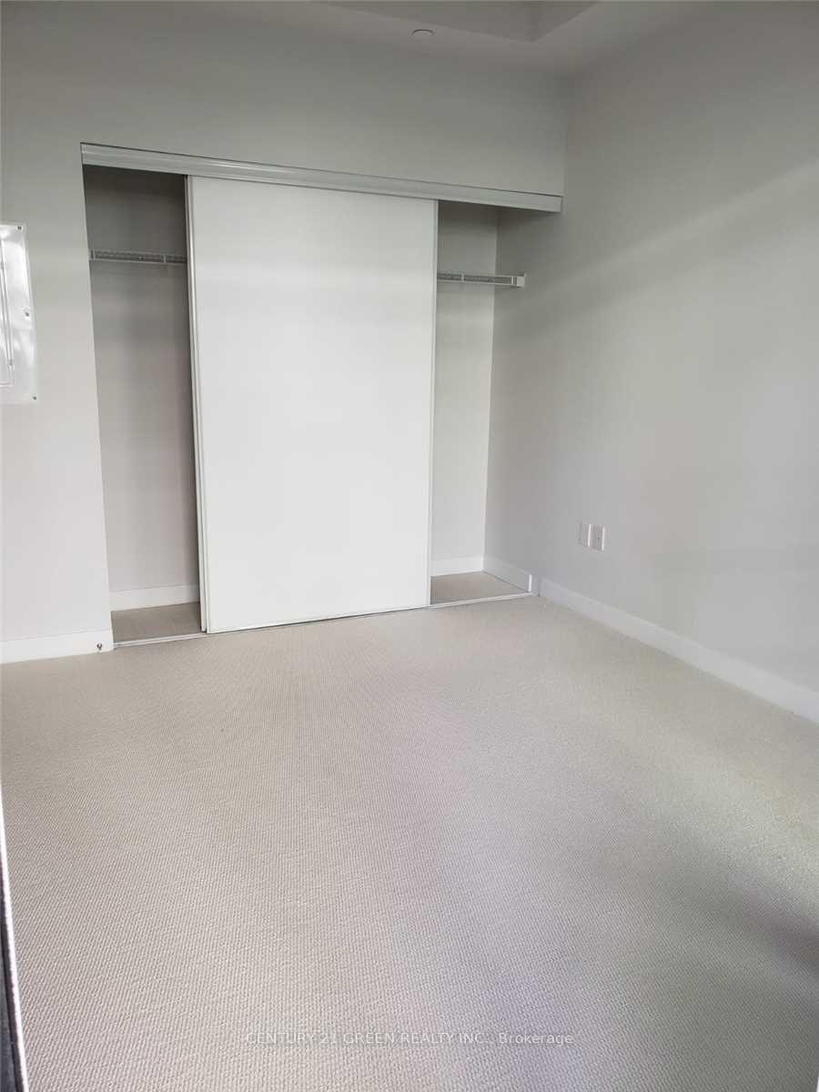 2 Bedrooms Condo at 4055 Parkside Village, Mississauga For sale