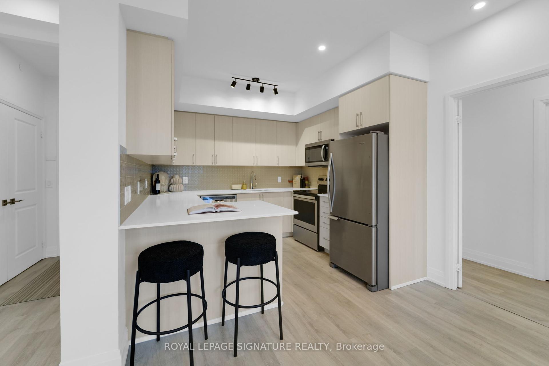 3 Bedrooms Condo at 591 Sheppard, Toronto For sale
