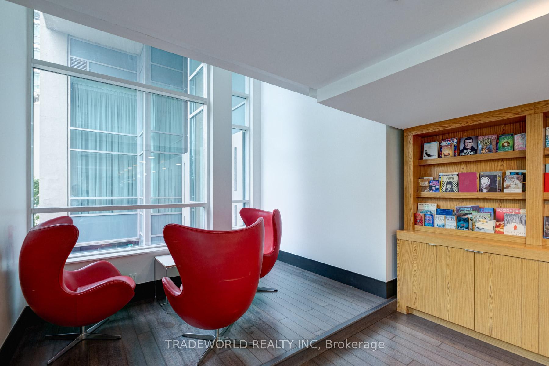 2 Bedrooms Condo at 155 Legion, Toronto For sale