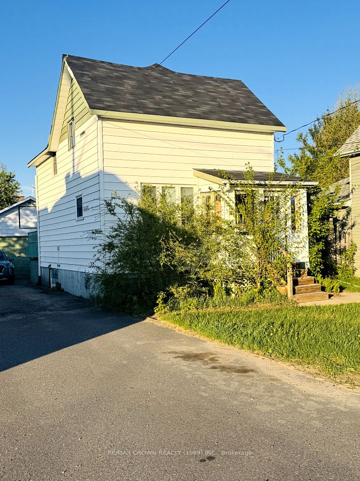 250 Fourth Avenue