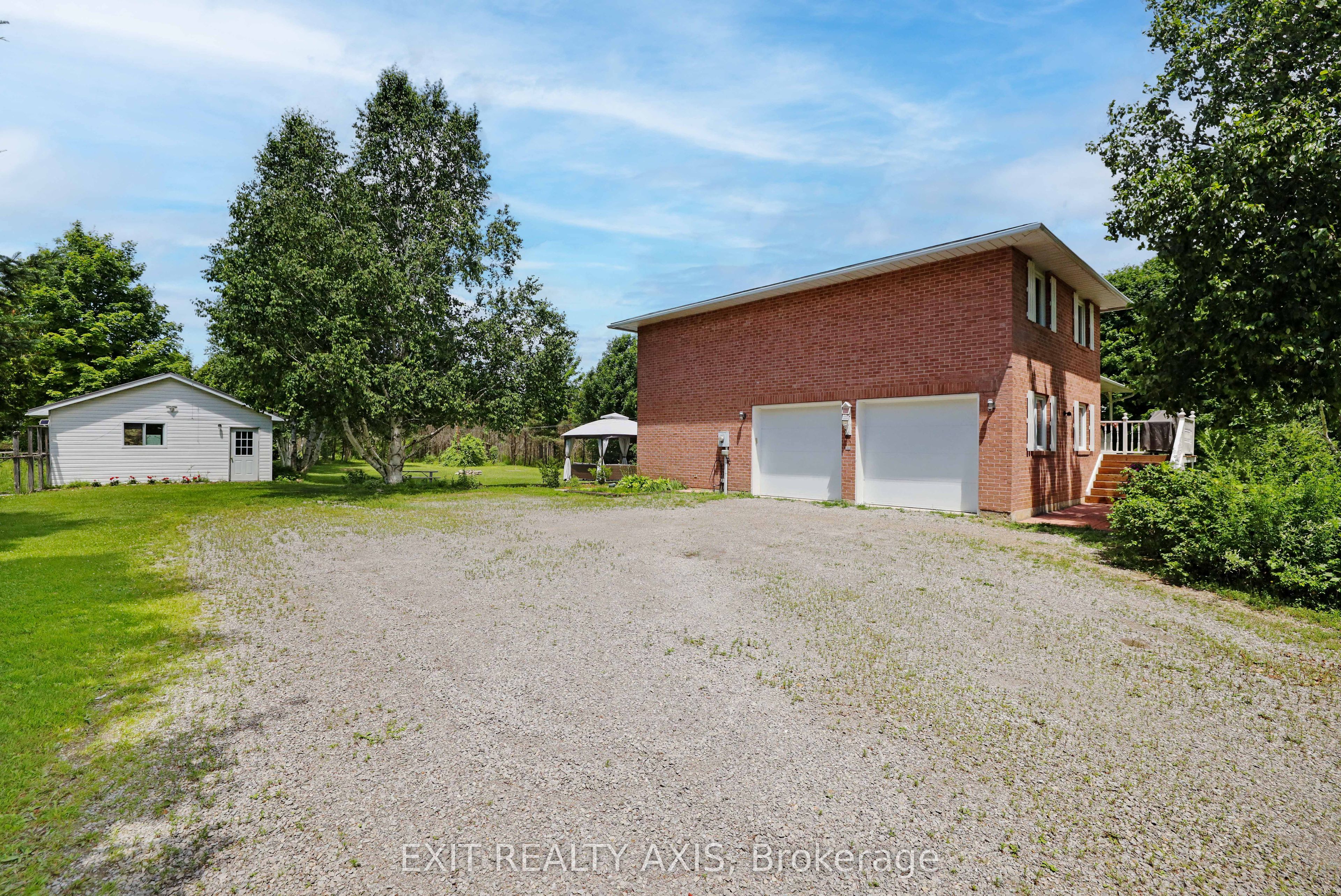 42 STRICKLAND Road