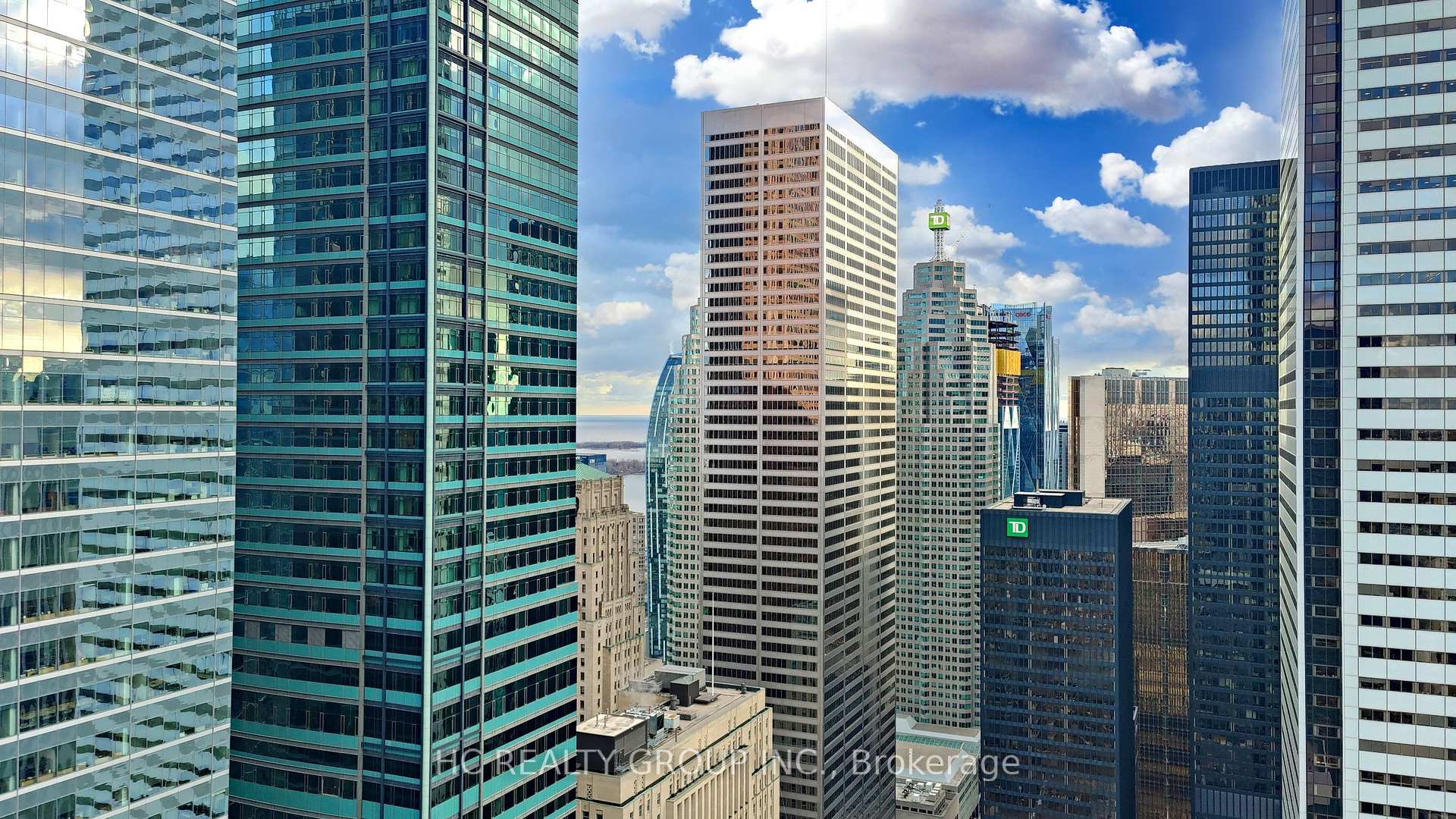 2 Bedrooms Condo at 70 Temperance, Toronto For sale