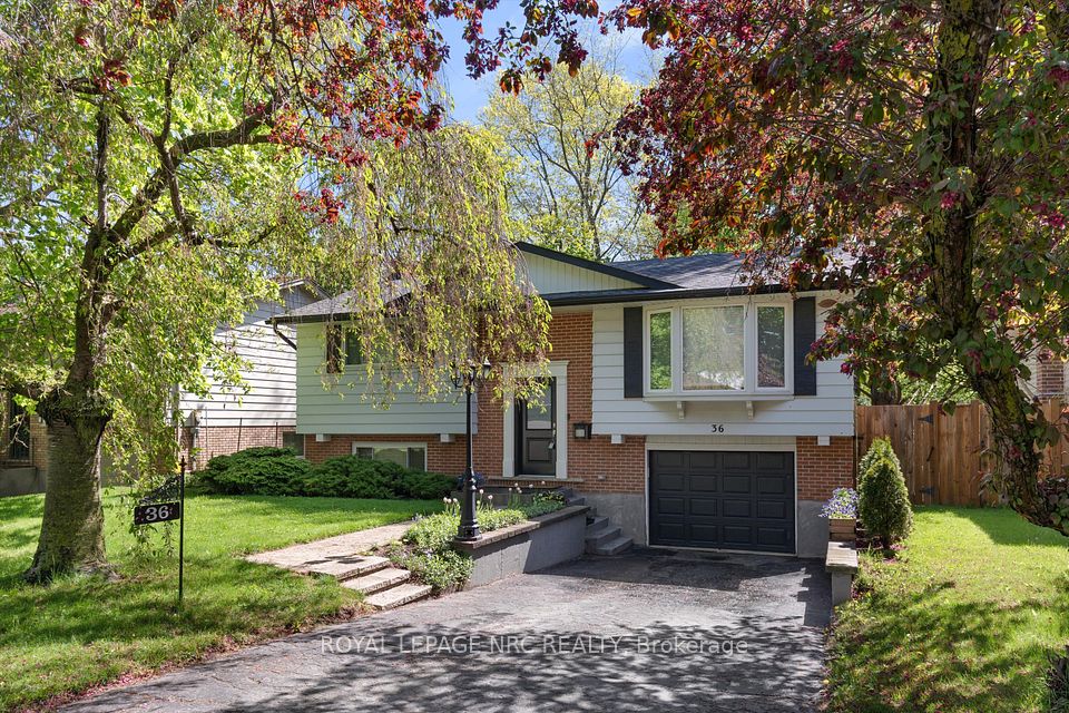36 Royal Oak Drive, St. Catharines, ON L2N 6K7