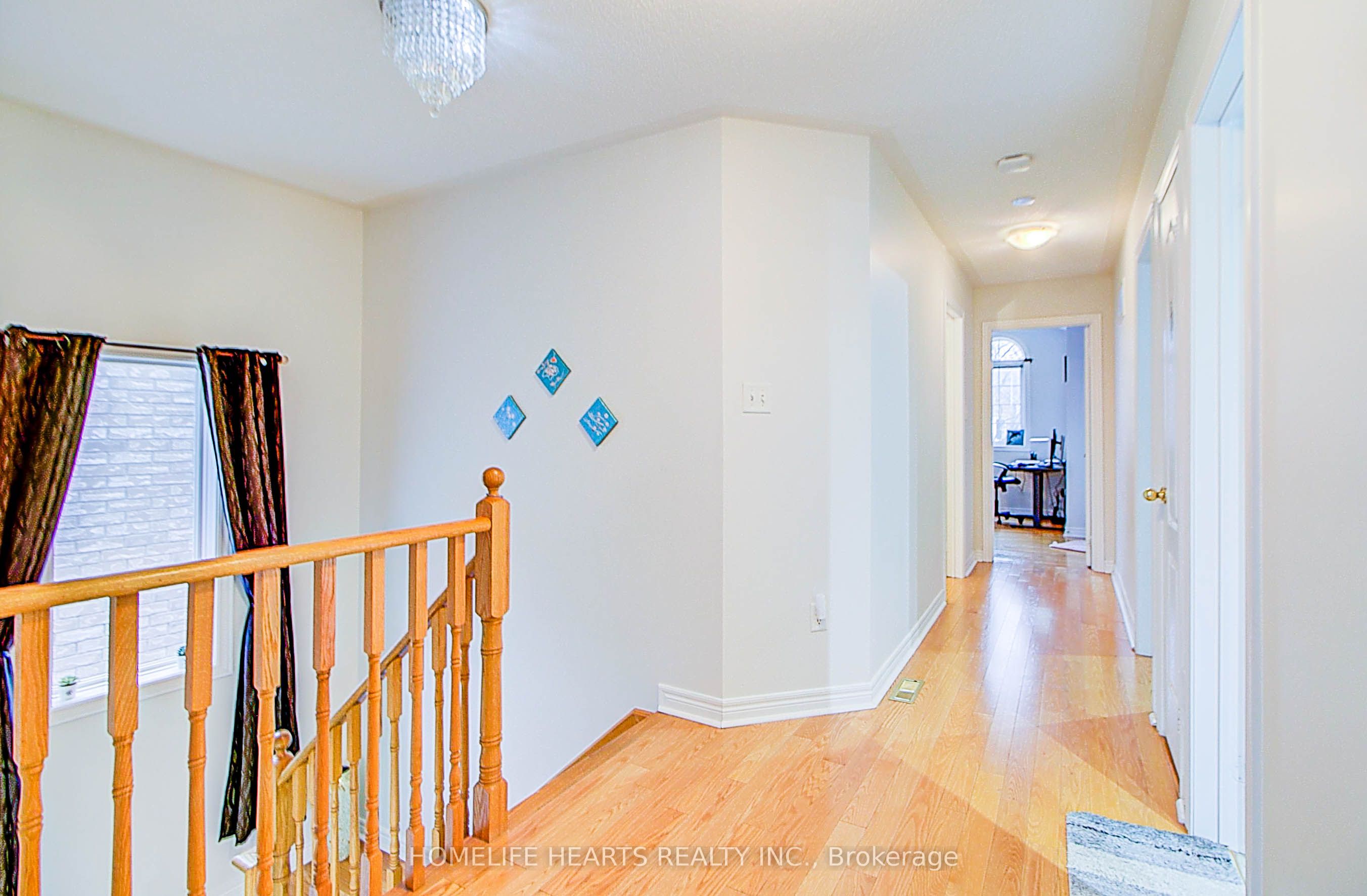 38 Saffron Street E