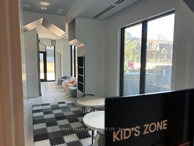 285 Dufferin Street 703
