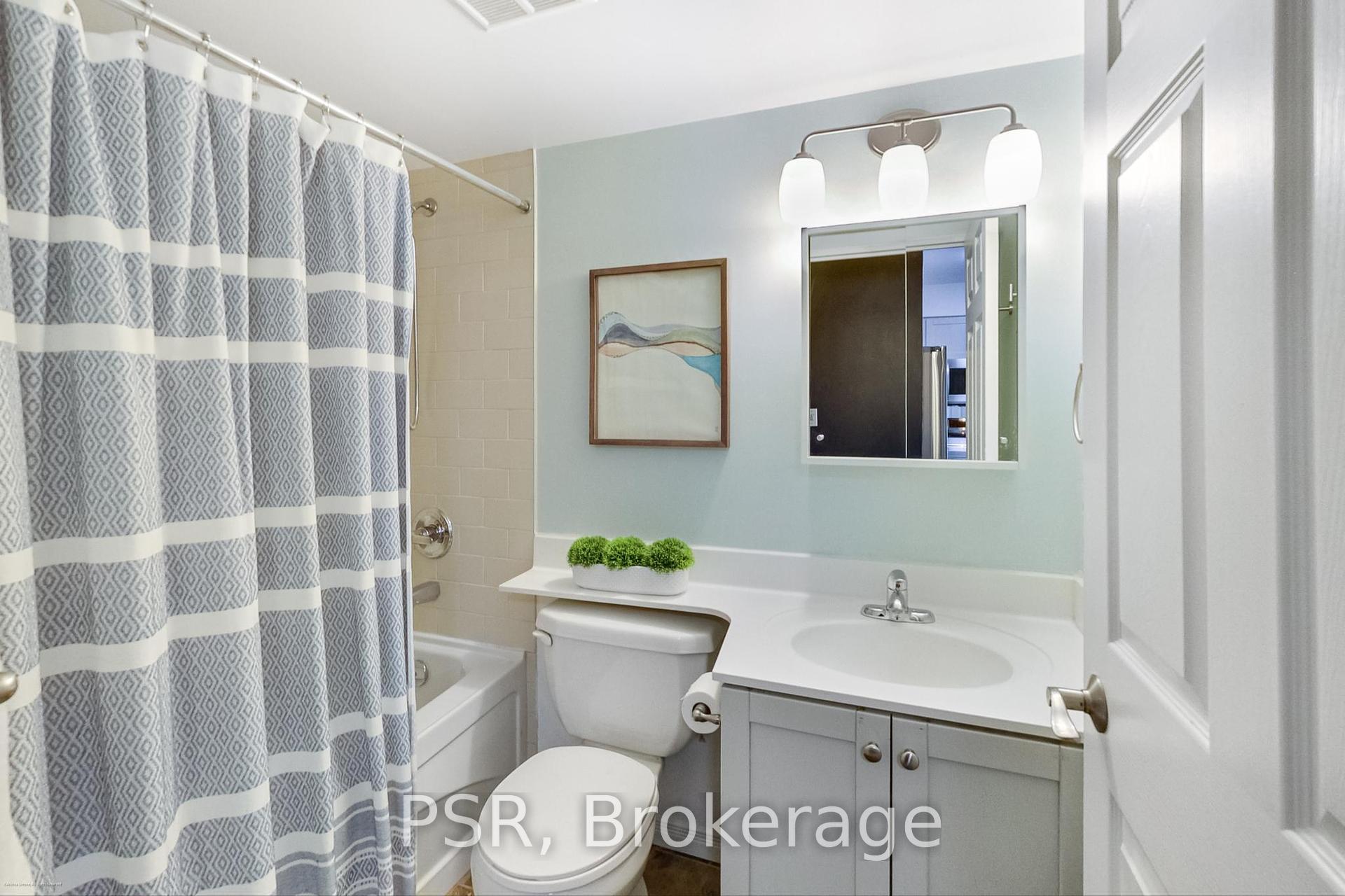 1 Bedroom Condo at 230 King, Toronto For sale