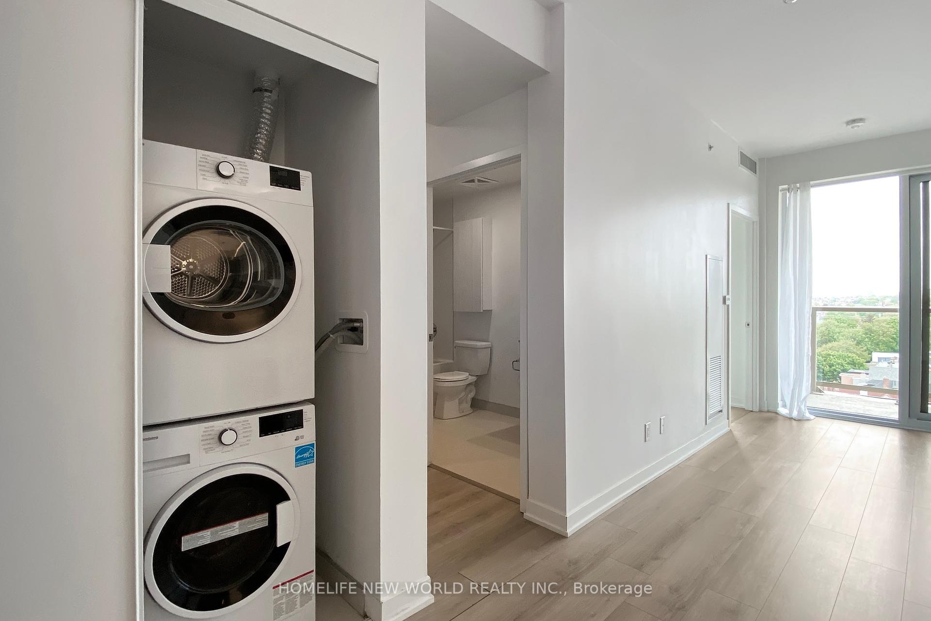 2 Bedrooms Condo at 1787 St Clair, Toronto For sale