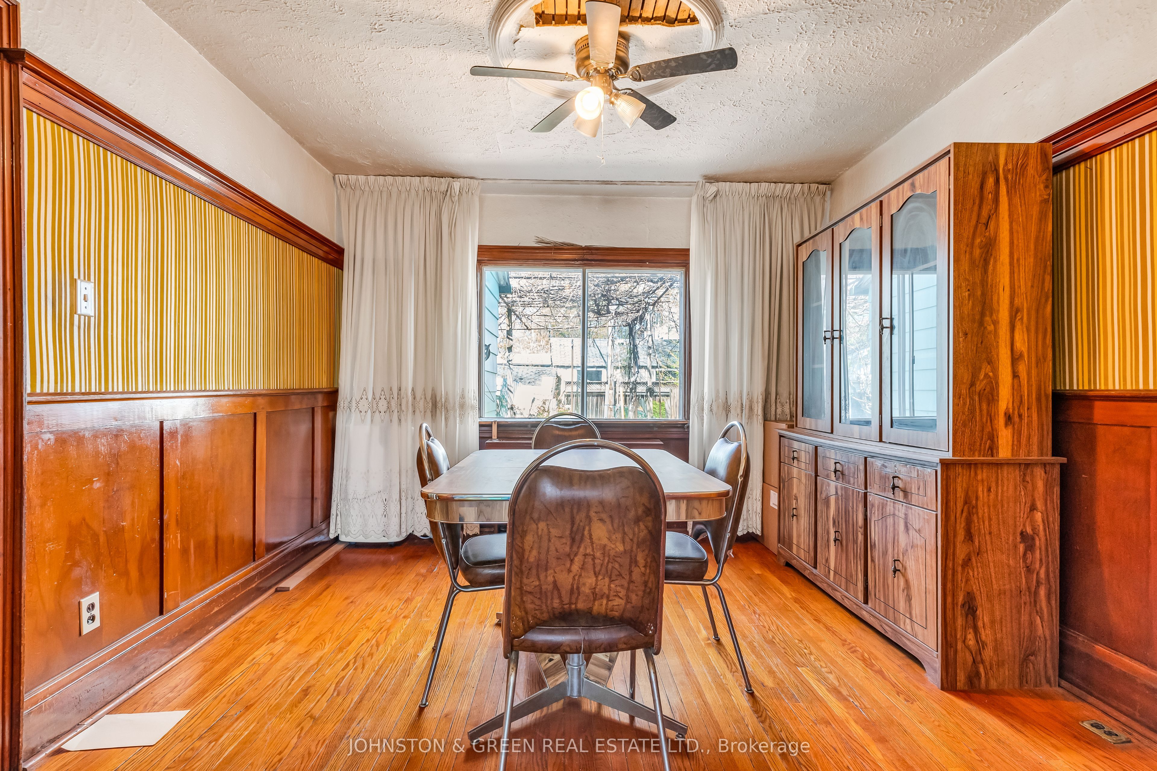 416 Mortimer Avenue