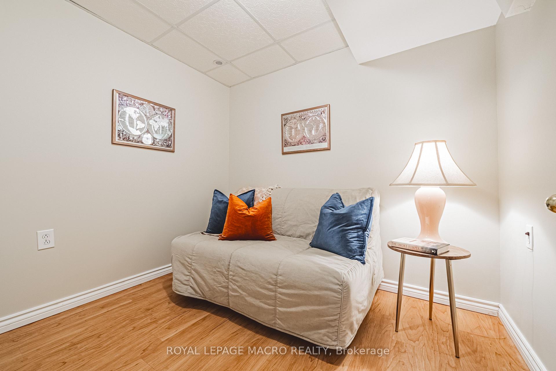 1 Bedroom Condo at 34 Southbrook, Hamilton For sale