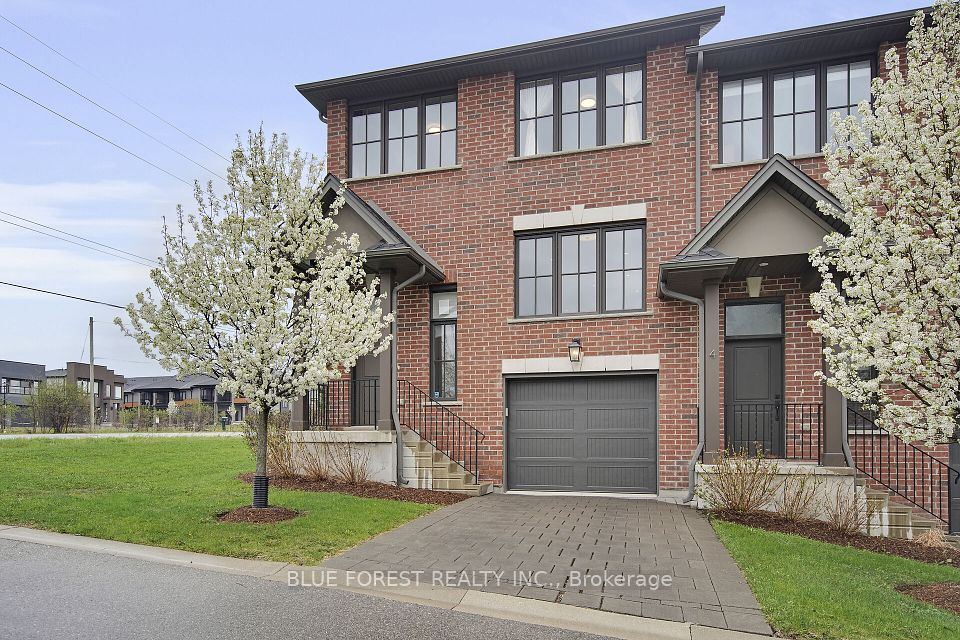 555 Sunningdale
