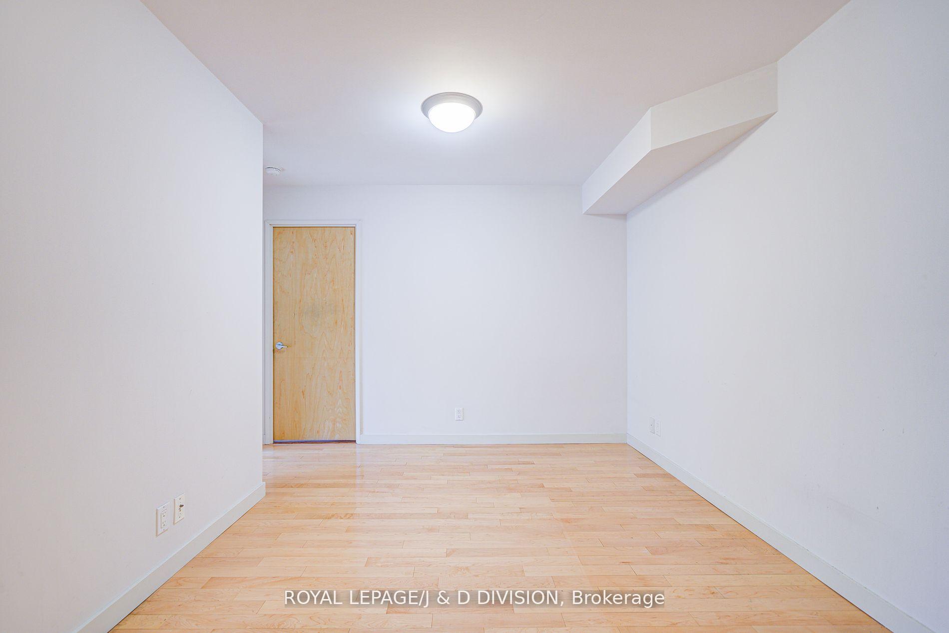 3 Bedrooms Condo at 1005 King, Toronto For sale