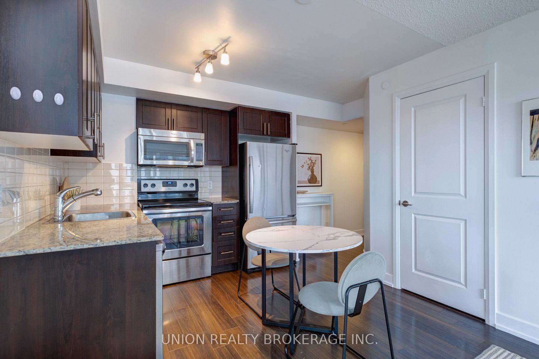 #824 - 2 Eva Road, Toronto, ON M9C 0A9