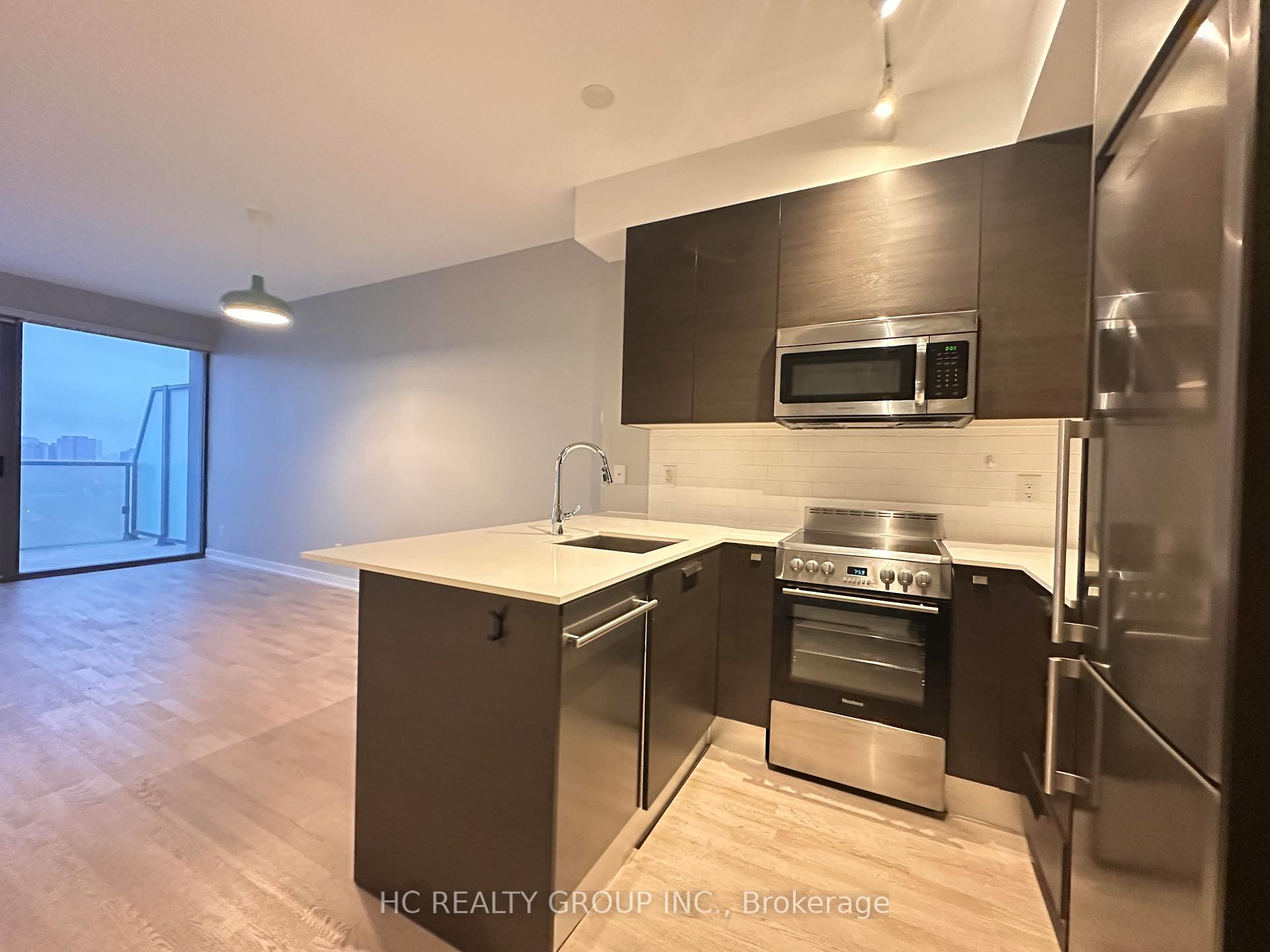 2 Bedrooms Condo at 57 St Joseph,  Toronto For sale