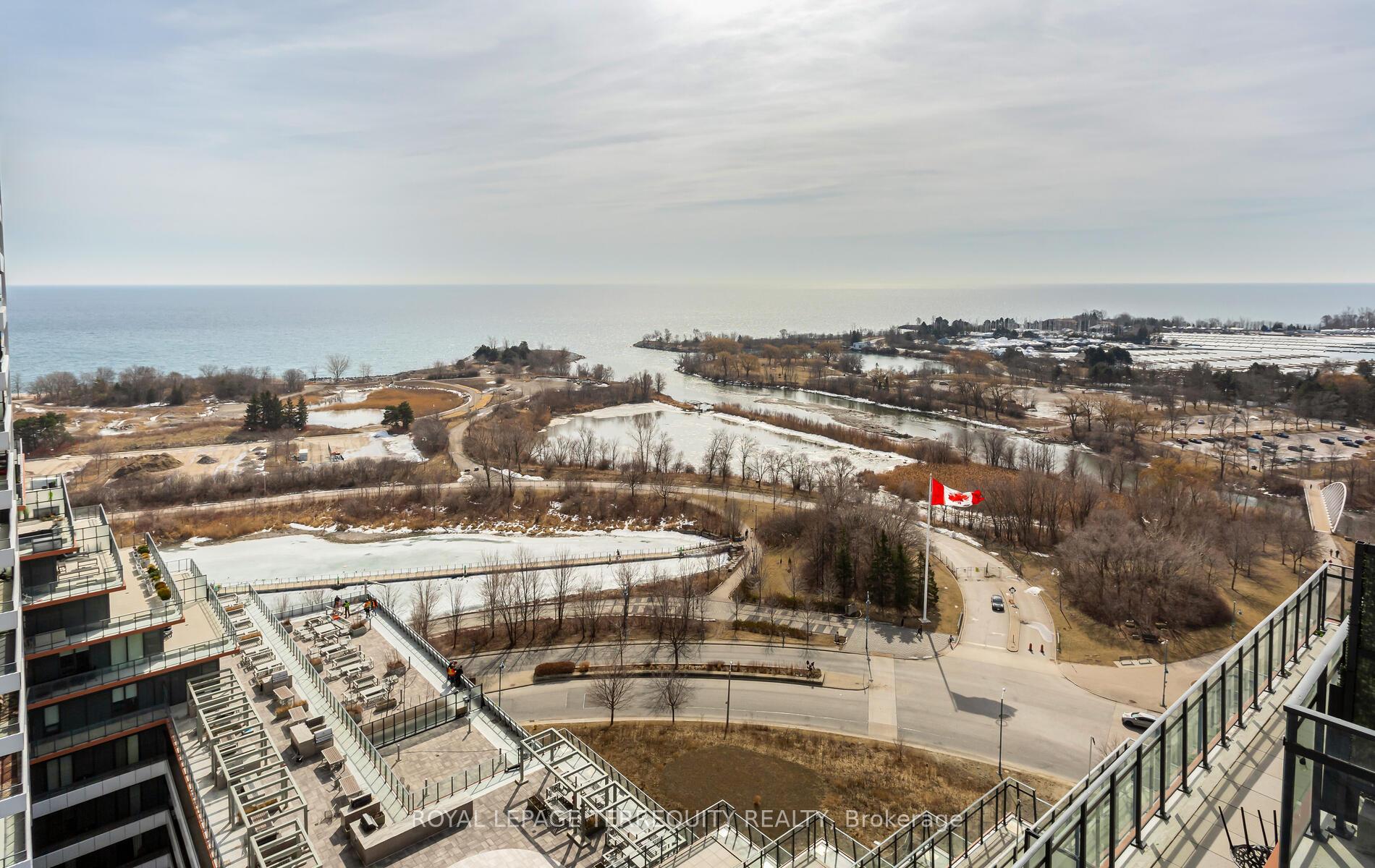 2 Bedrooms Condo at 30 Shore Breeze,  Toronto For sale