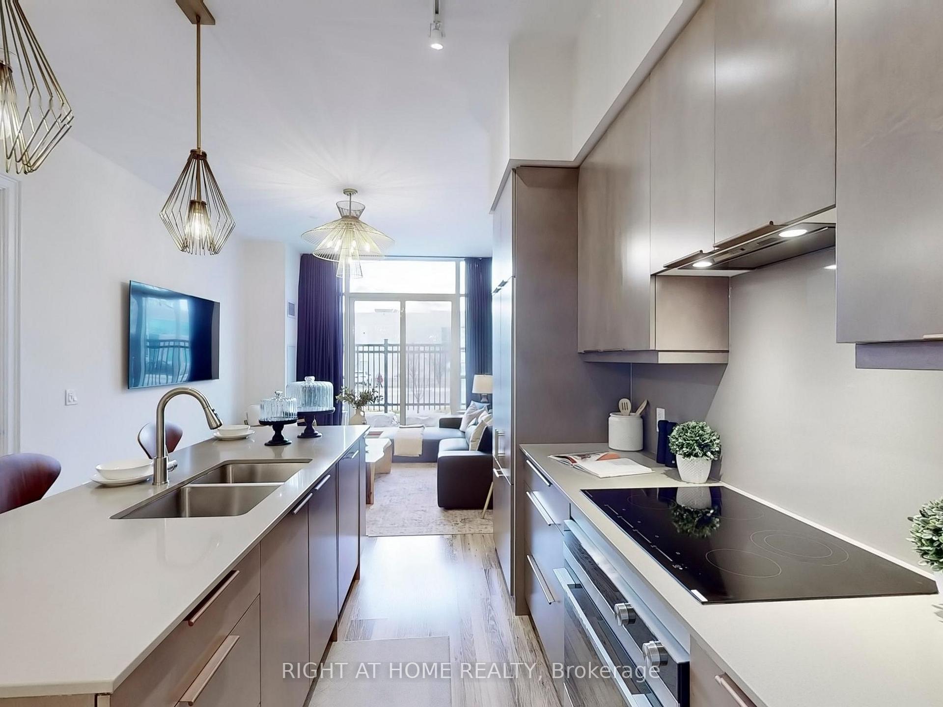 2 Bedrooms Condo at 9075 Jane, Vaughan For sale