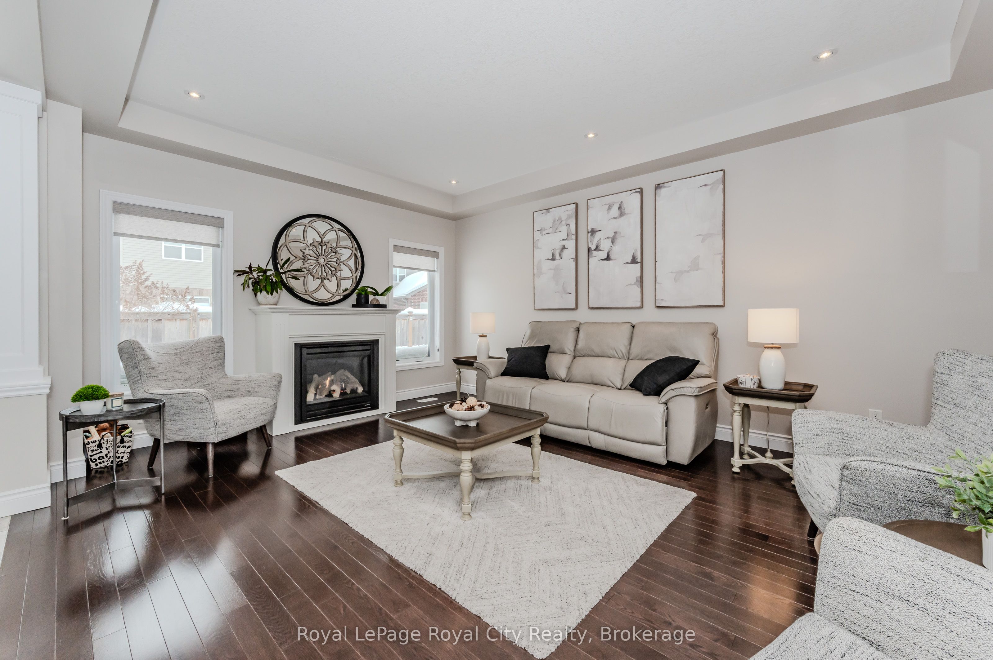 213 Tremaine Crescent